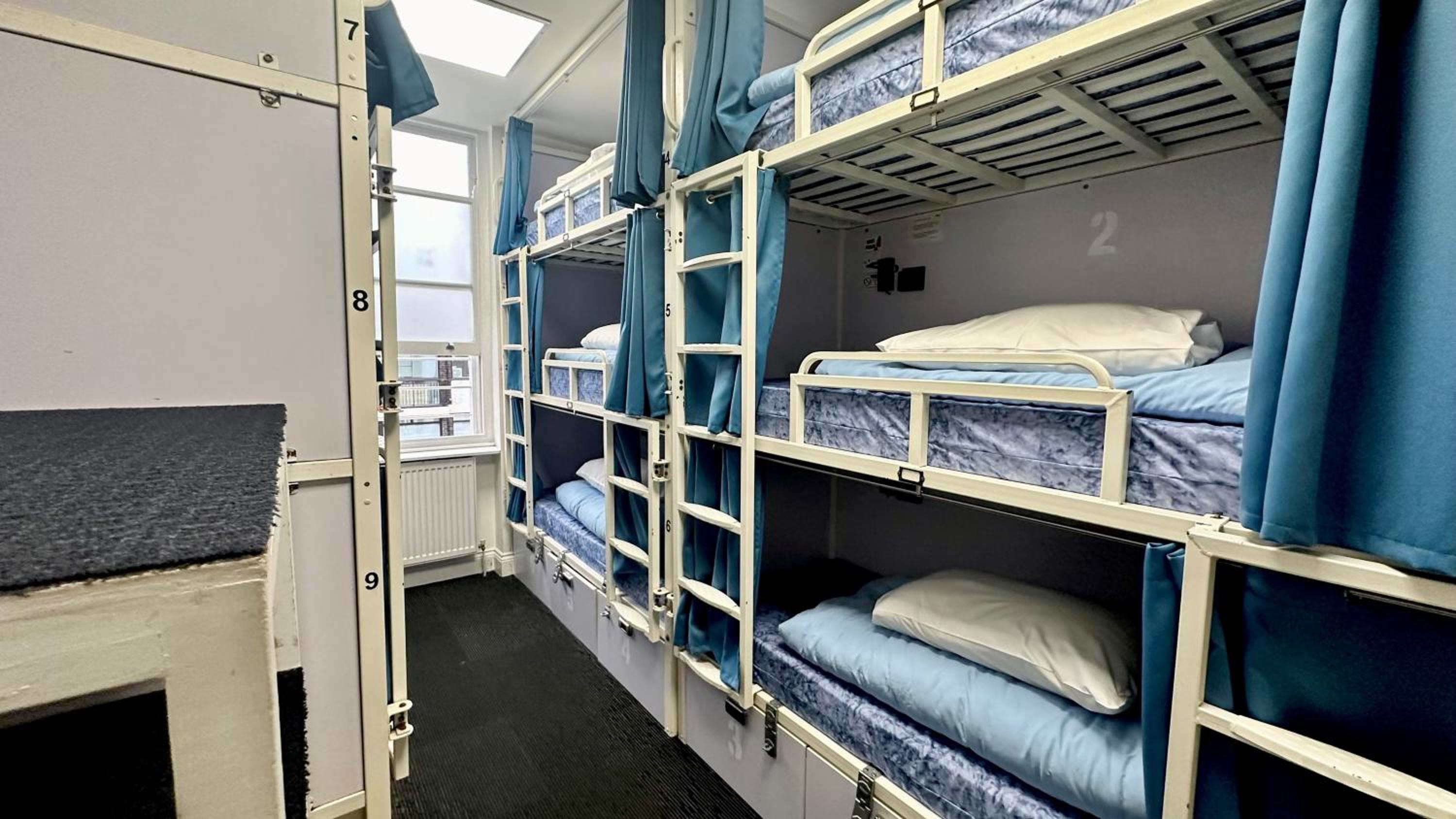 Single Bed in 9-Bed Female Dormitory with Private Bathroom (18-45 Years) photo 3