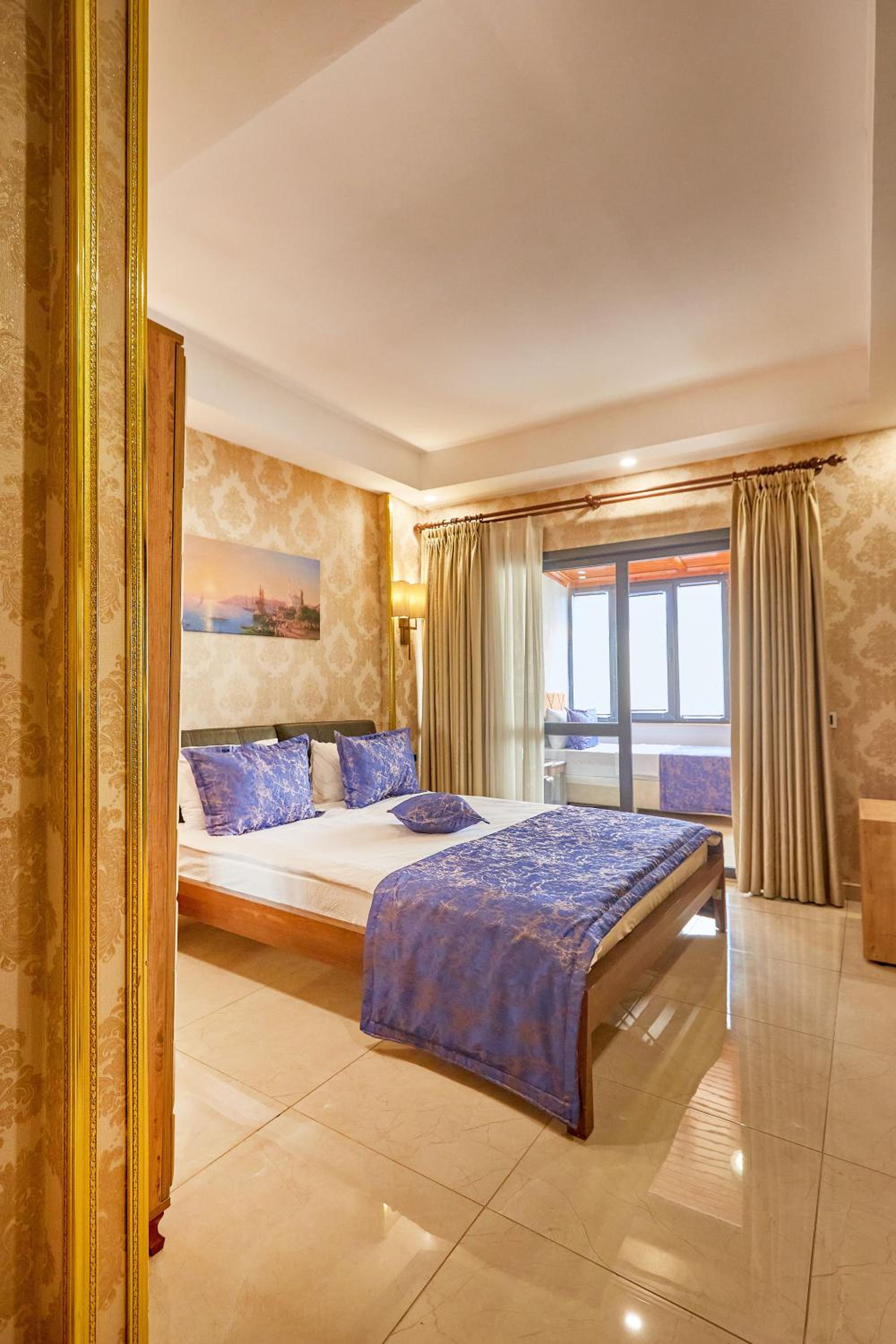 Superior Triple Room with Balcony photo 1