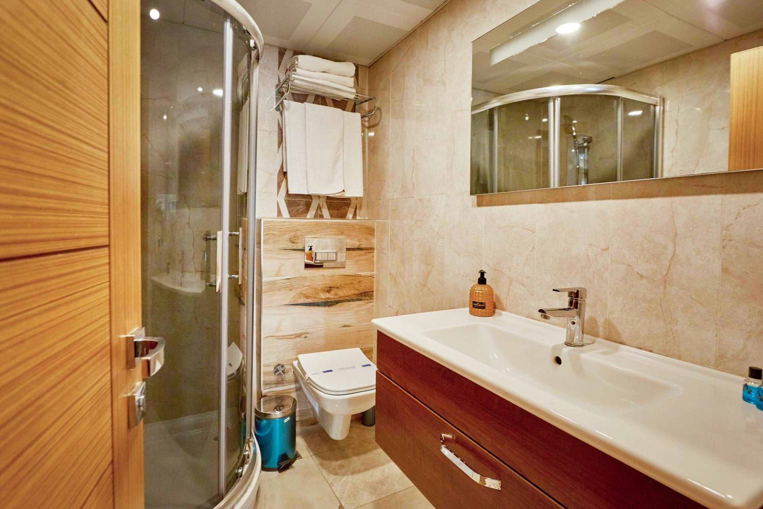 Superior Triple Room photo 2