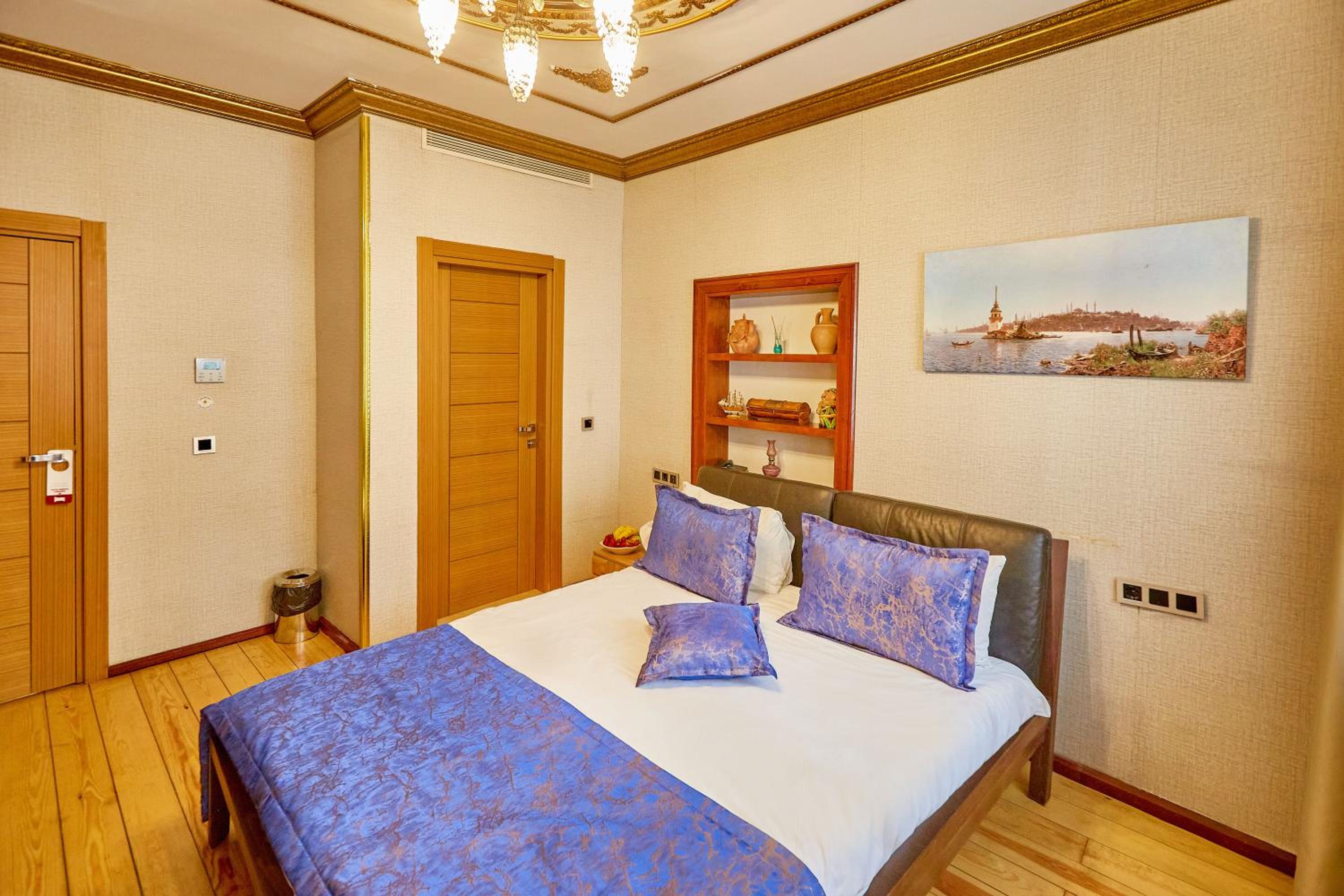 Standard Double Room photo 2