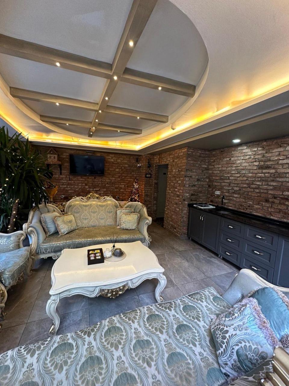 Suite photo 1