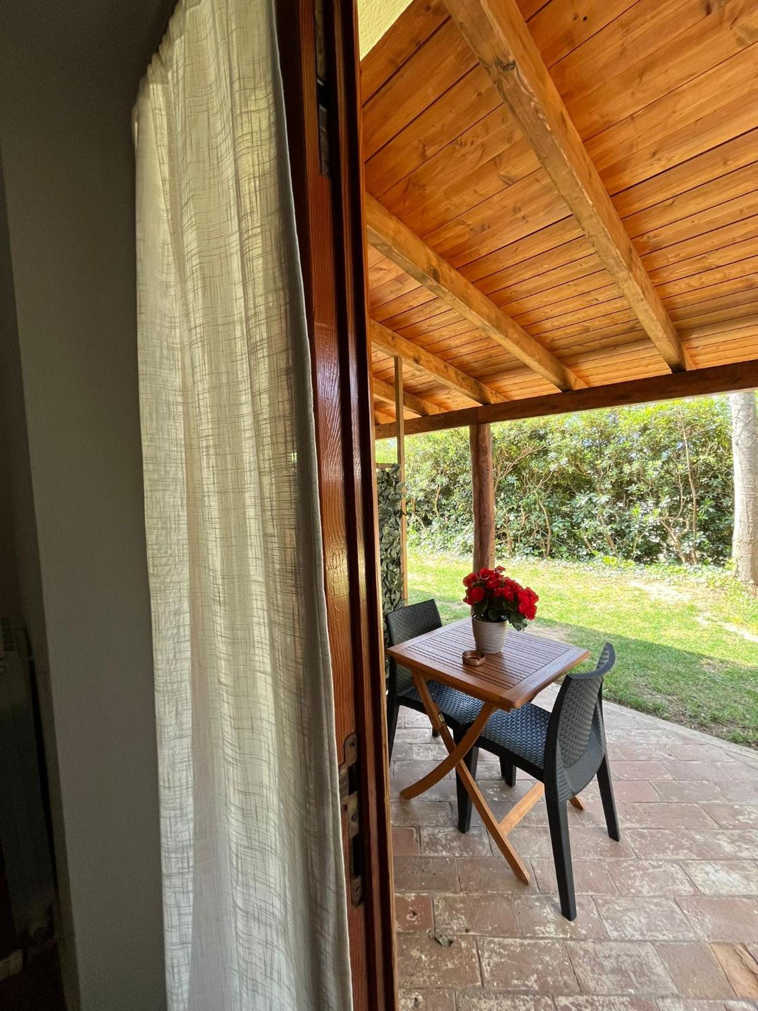 One-Bedroom House photo 2