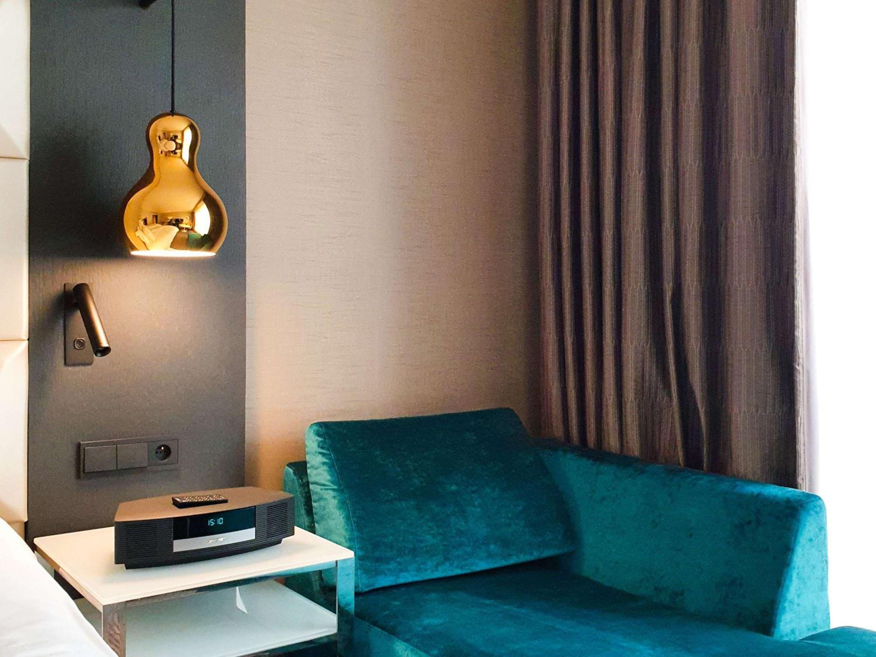 Luxury King Room with View - Photo 6
