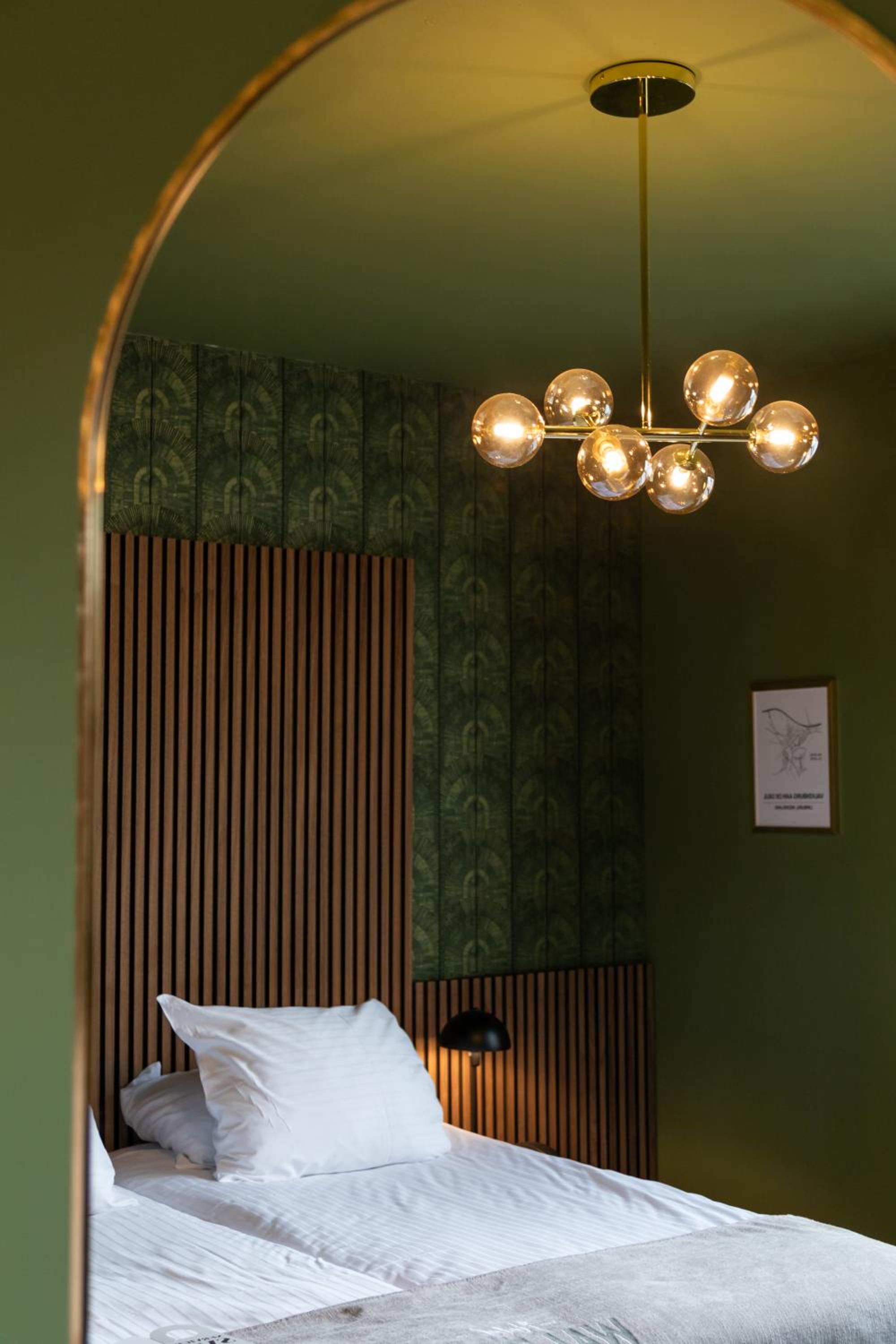 Superior Twin Room - Photo 4