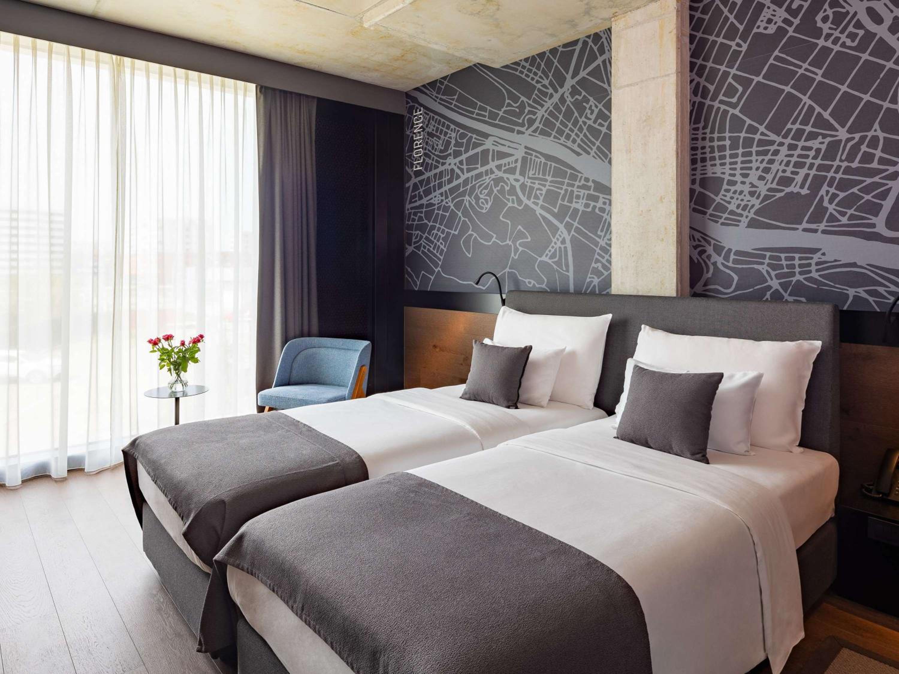 Deluxe Room with Two Single Beds  - Photo 1