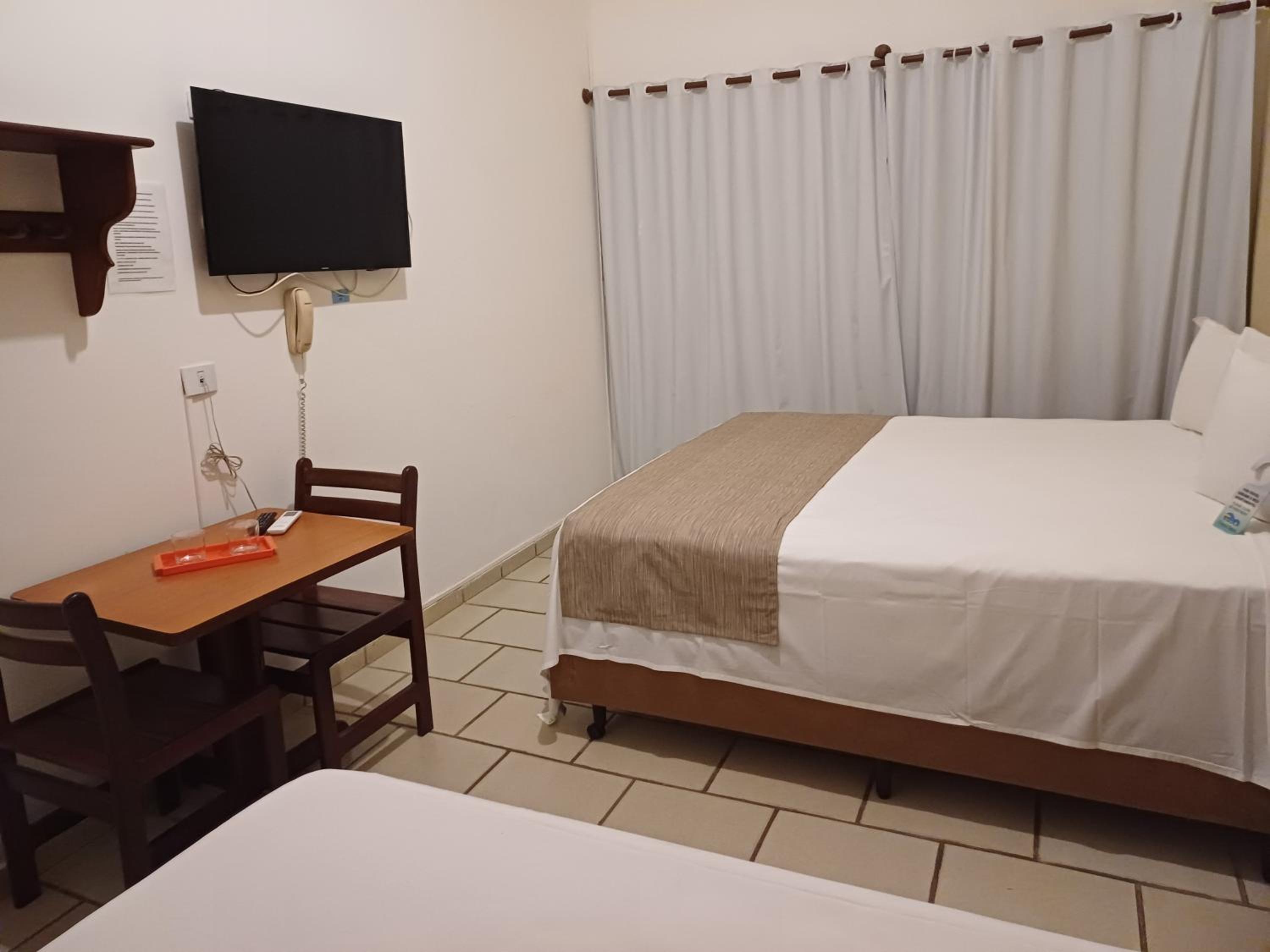 Deluxe Double or Twin Room photo 1