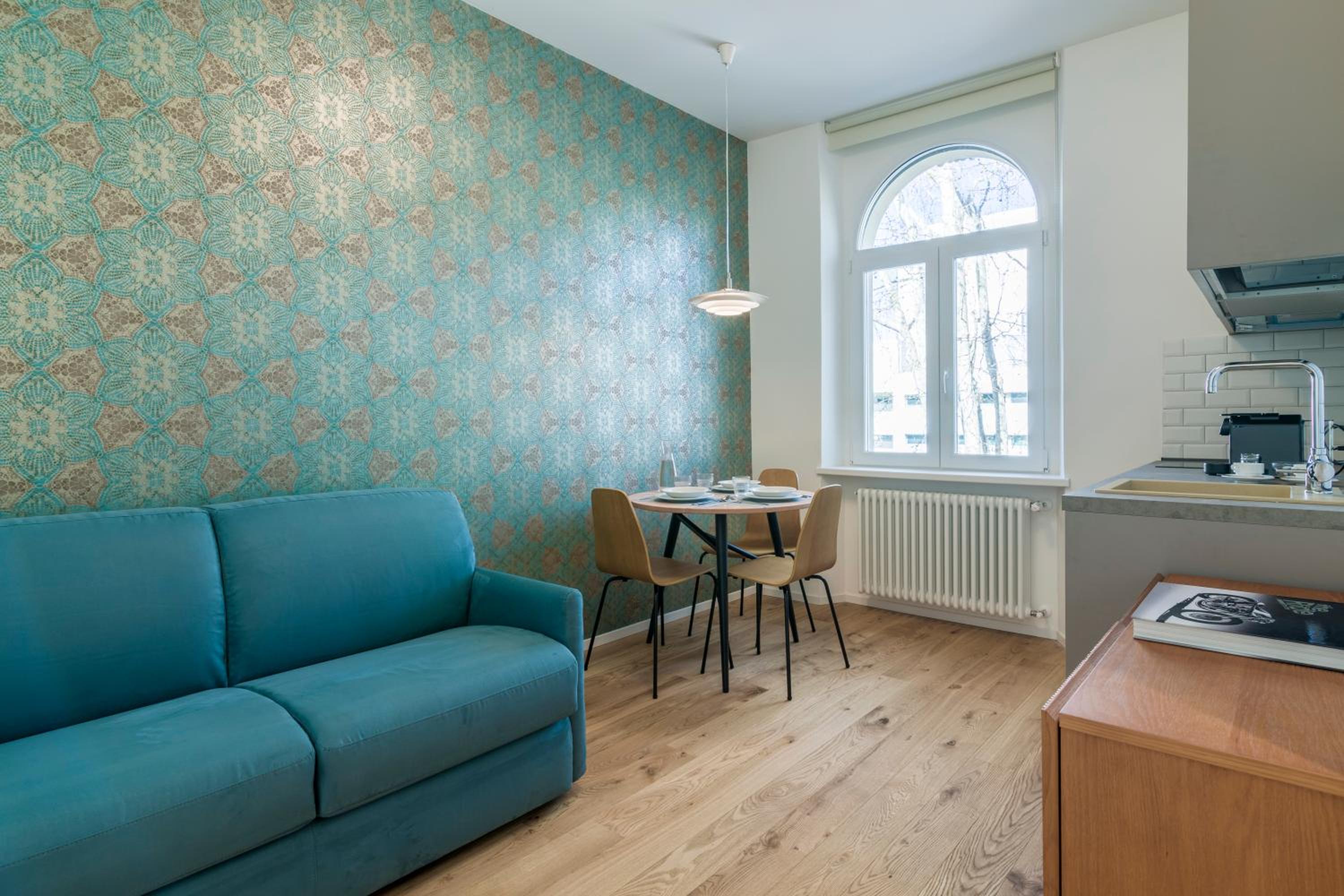One-Bedroom Apartment
