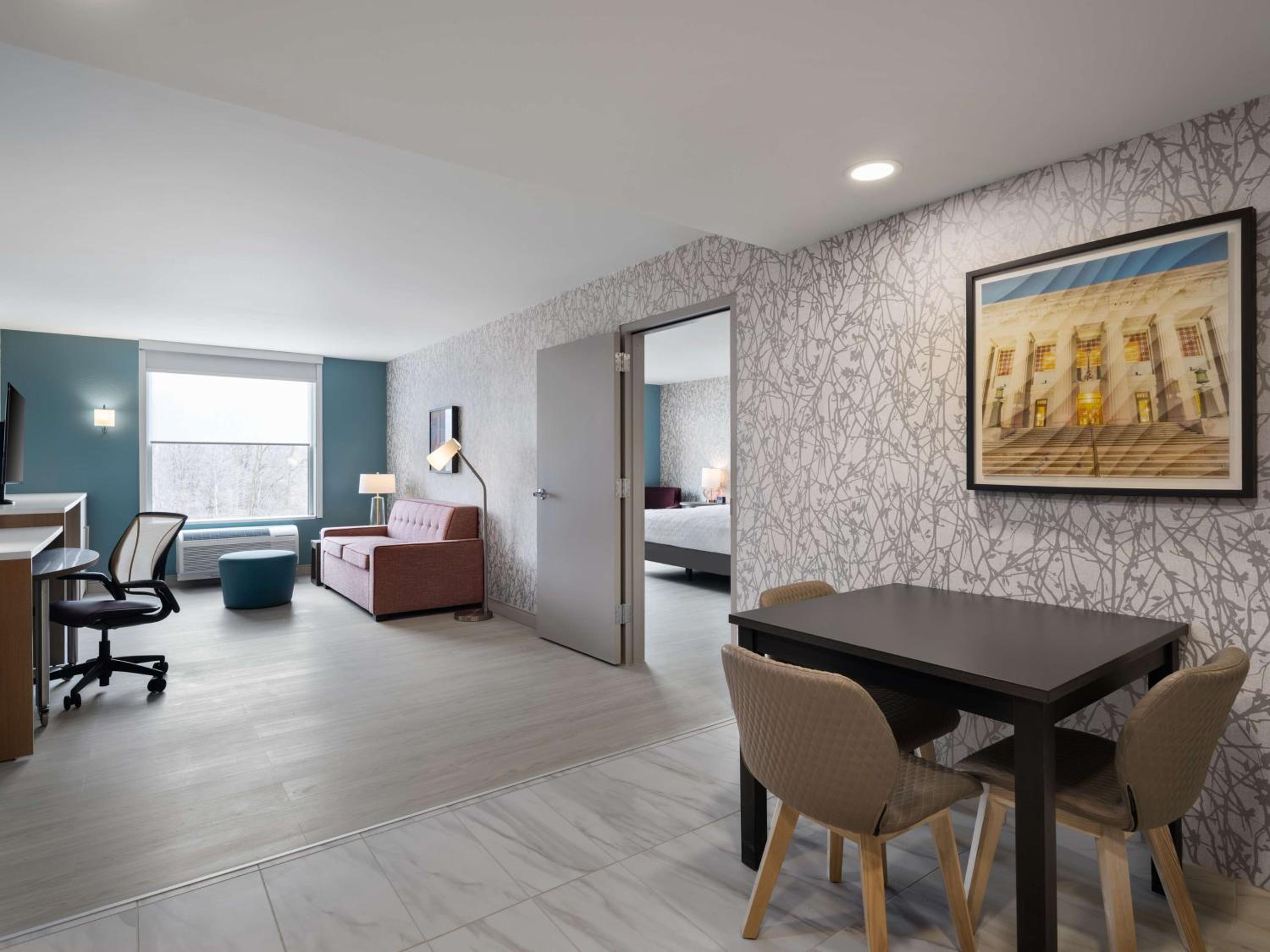 King Suite - Hearing Accessible - Photo 6