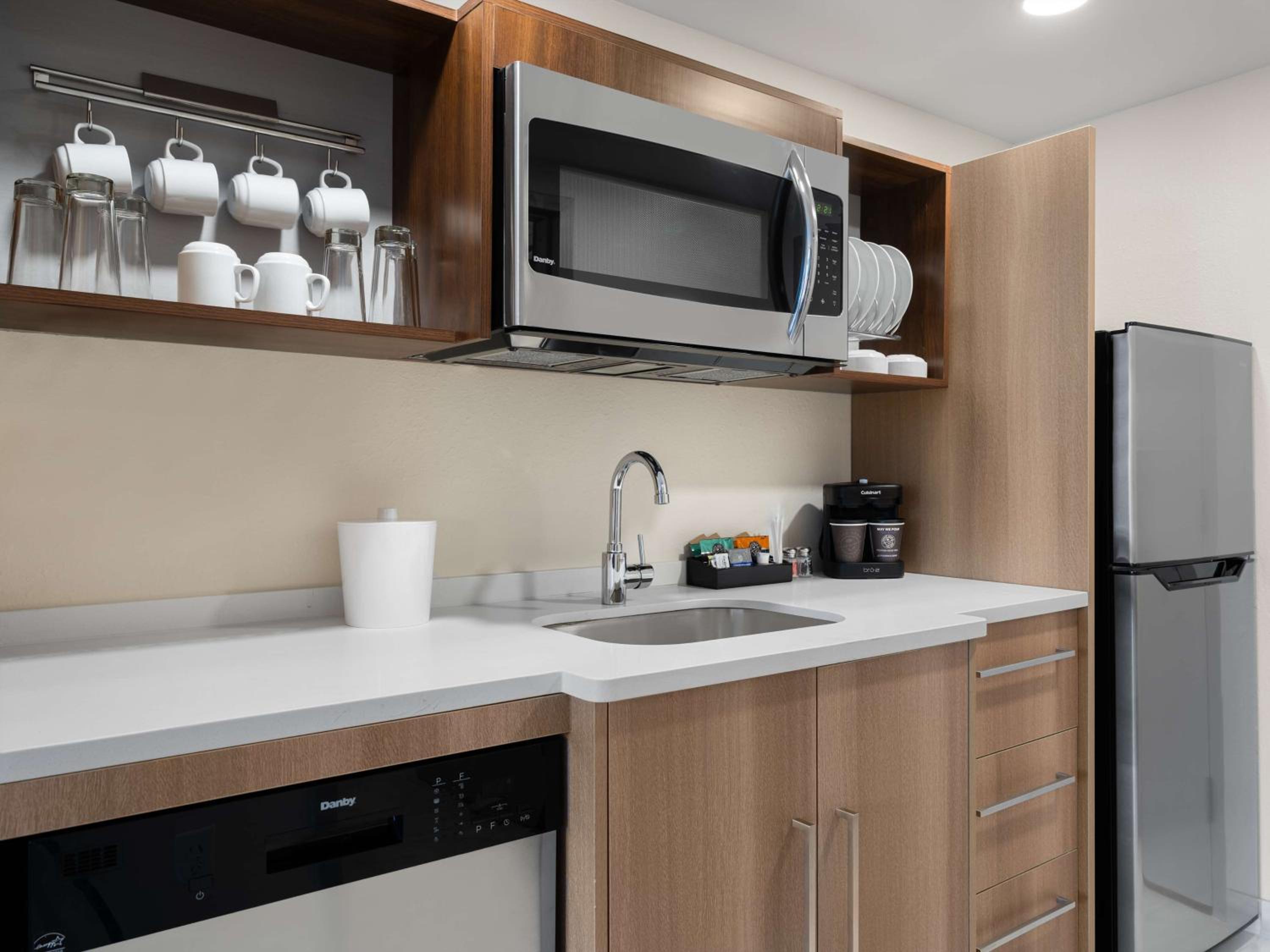 King Studio Suite - Photo 5