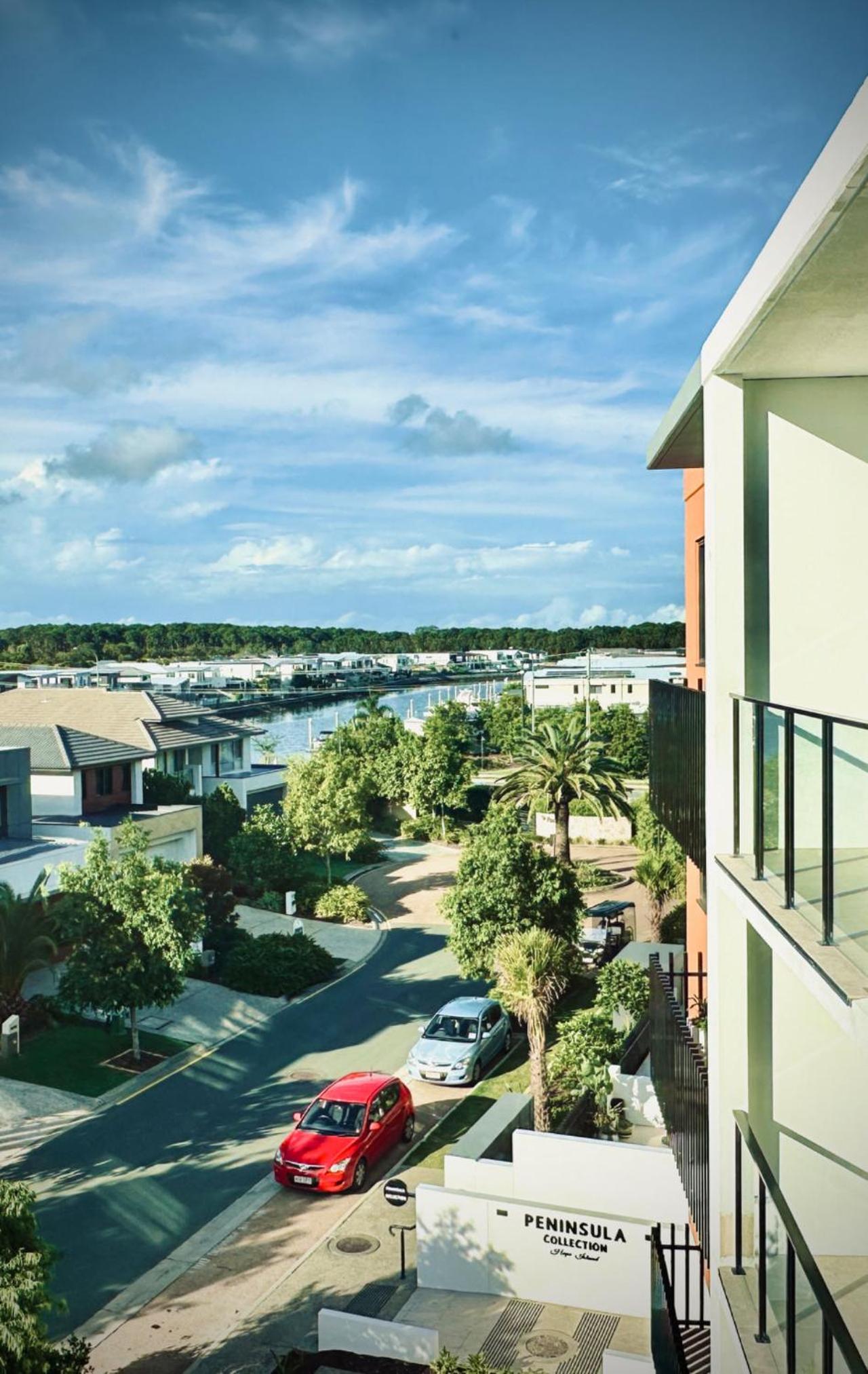 3 Bedroom Waterview Apartment - Photo 17