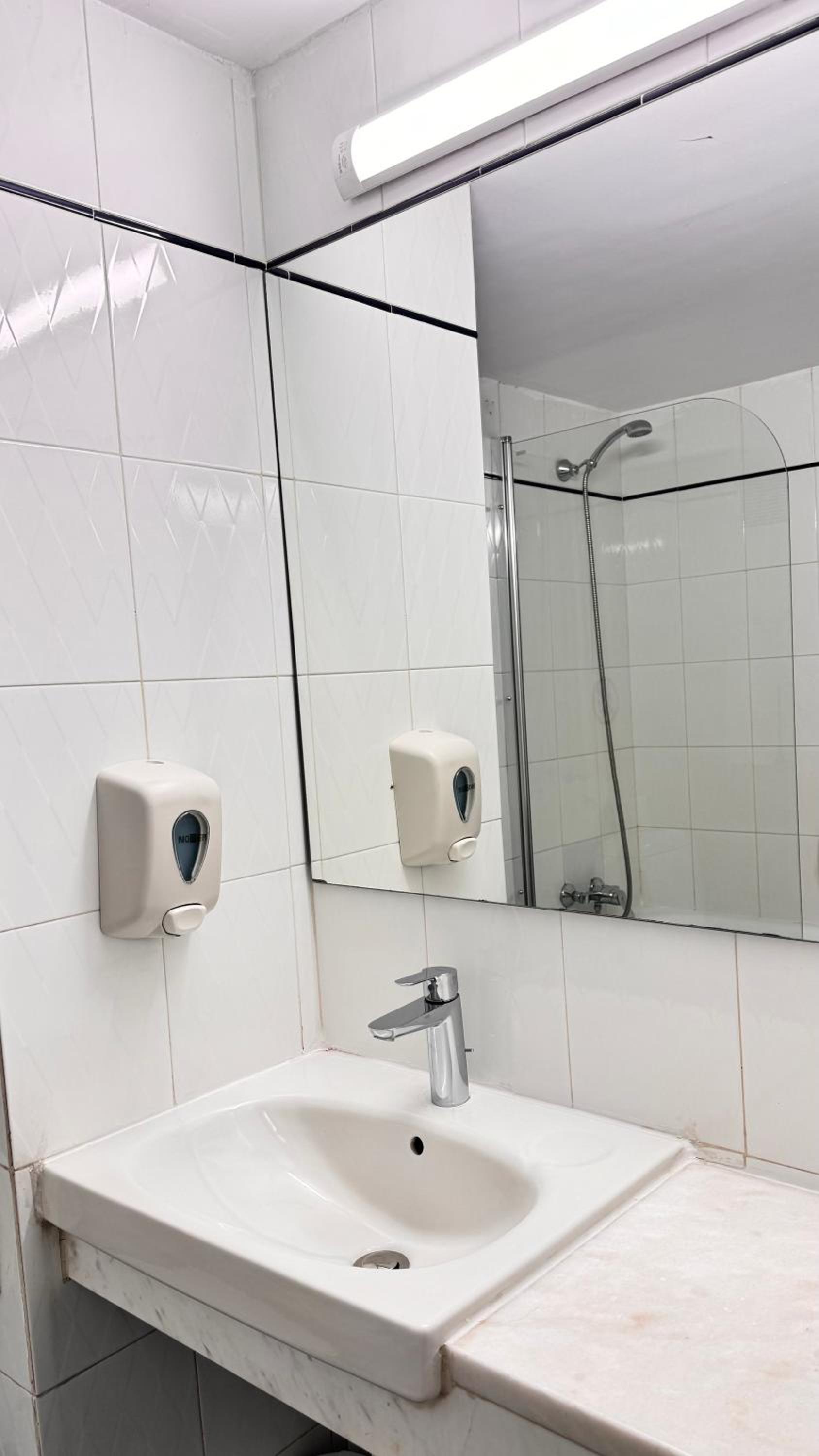 Triple Room - Photo 4