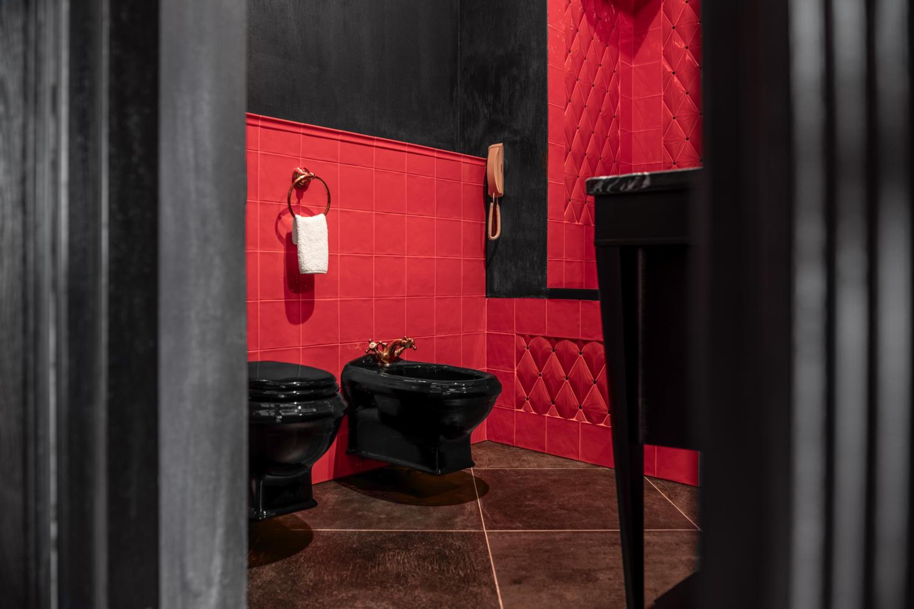 Mazokh Suite photo 2