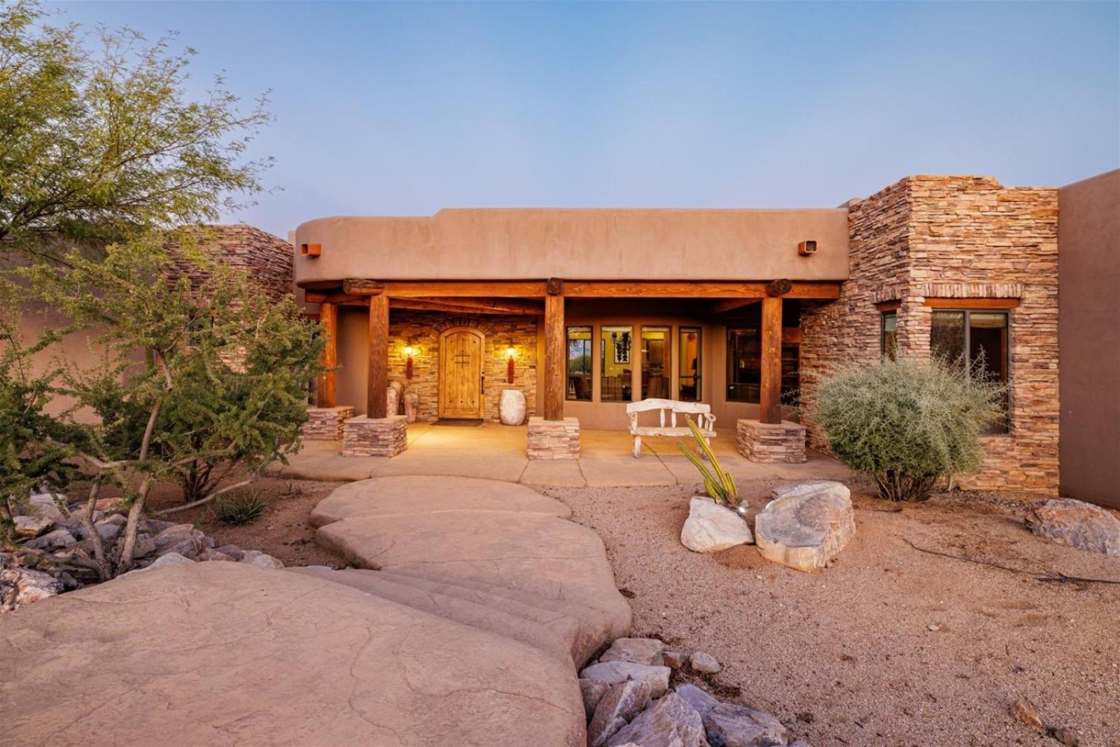 Seven-Bedroom Holiday Home photo 2
