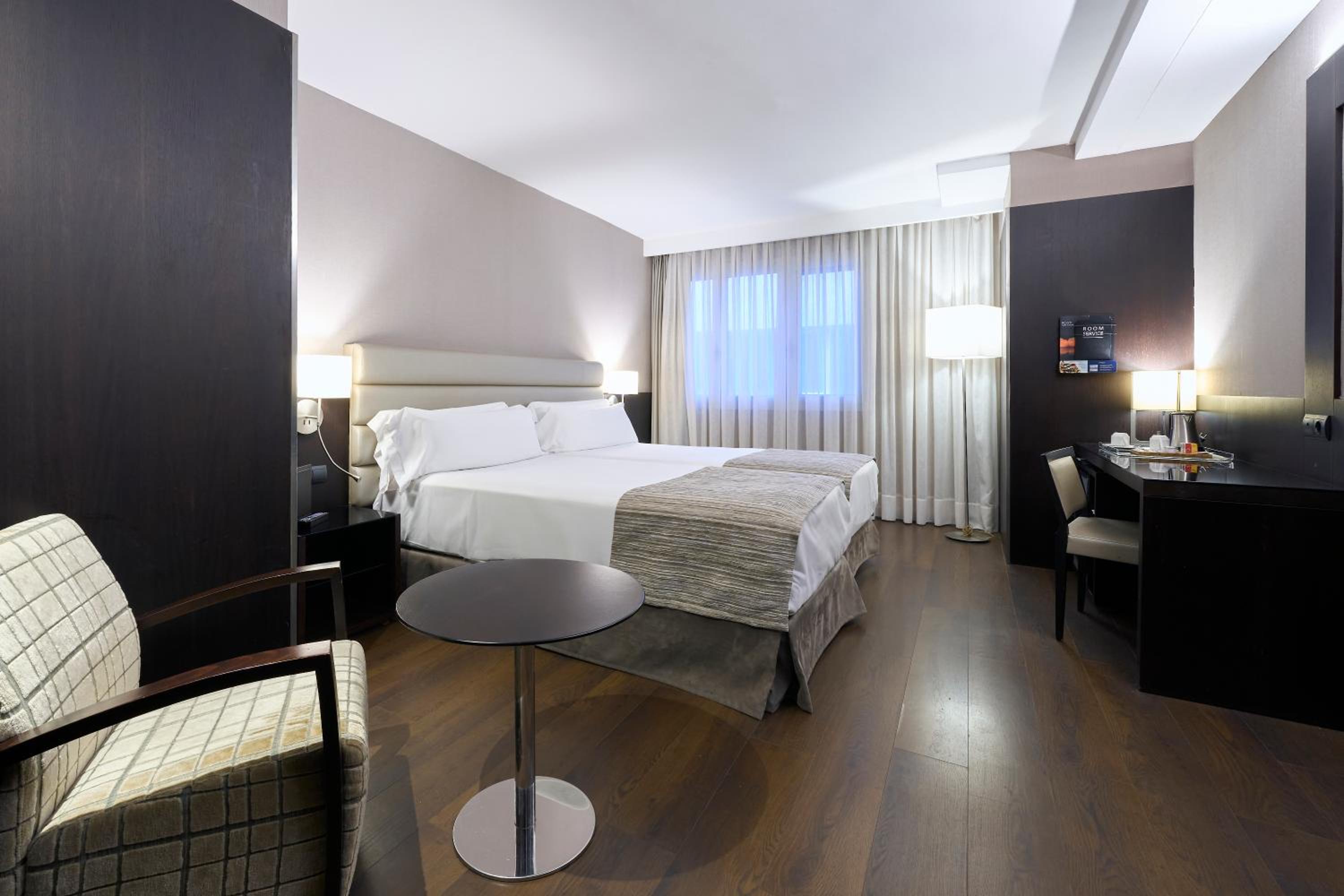 Double or Twin Room photo 3