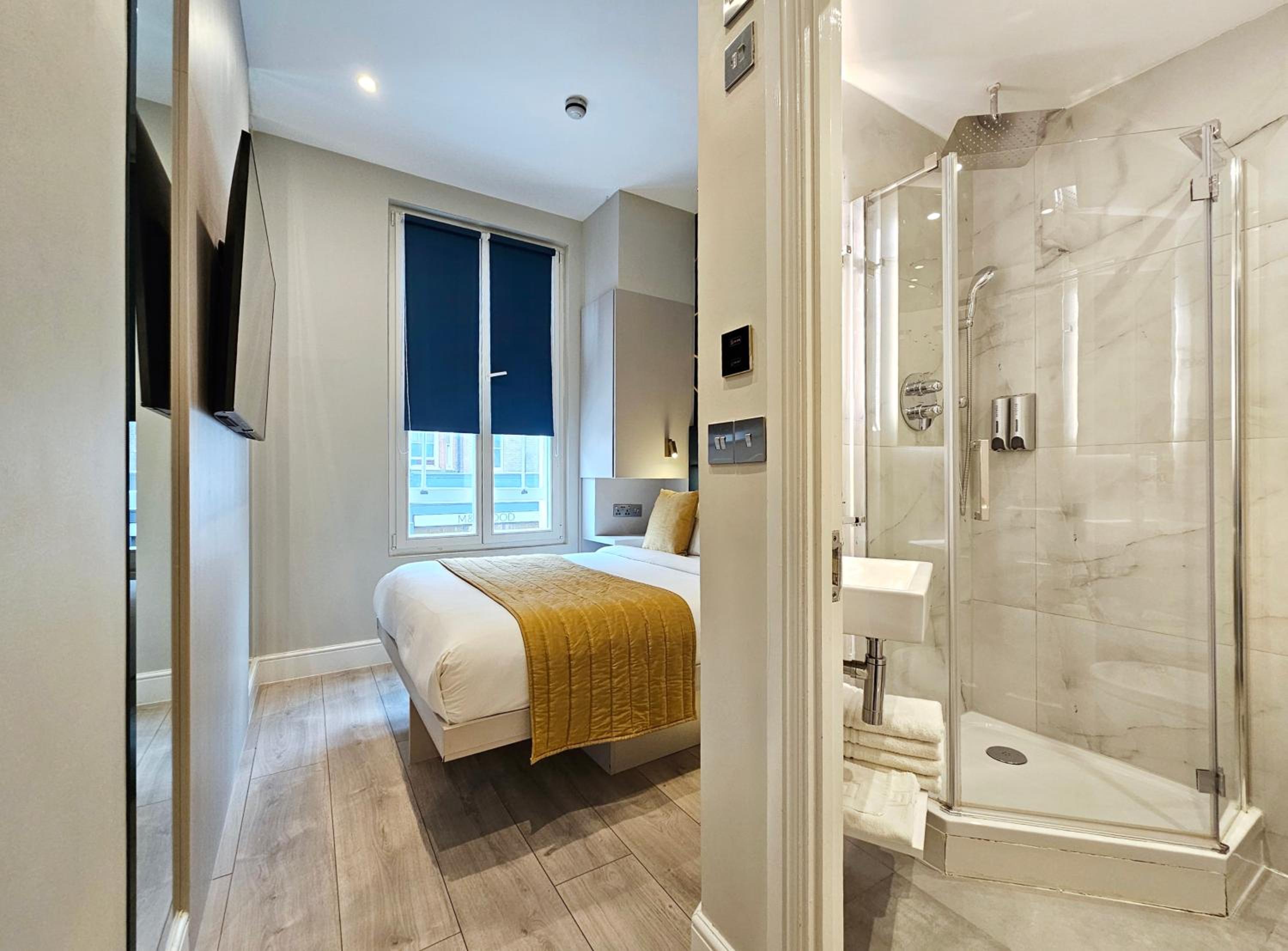 Double Room photo 3