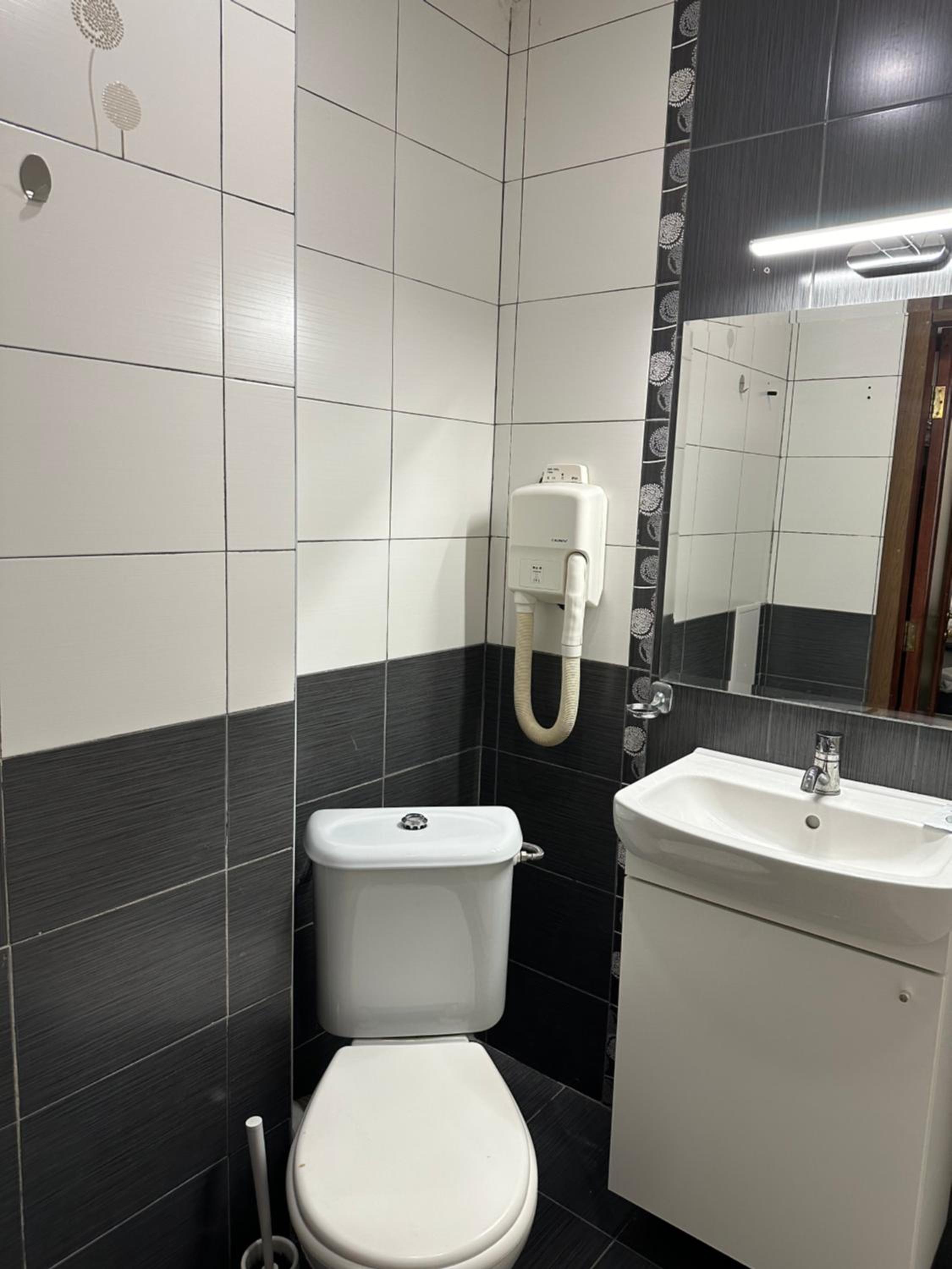 Budget Single Room photo 3