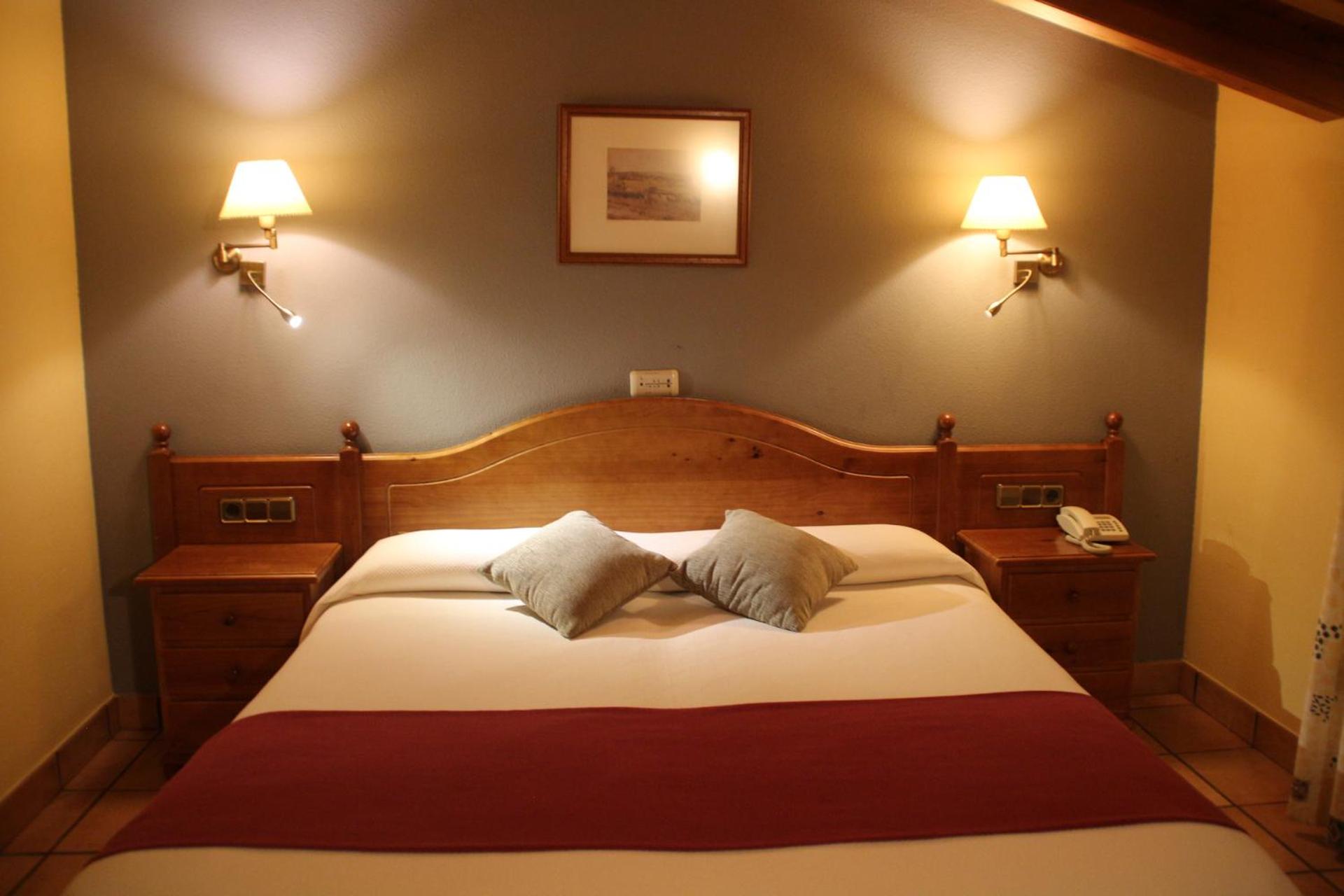 Double or Twin Room photo 2