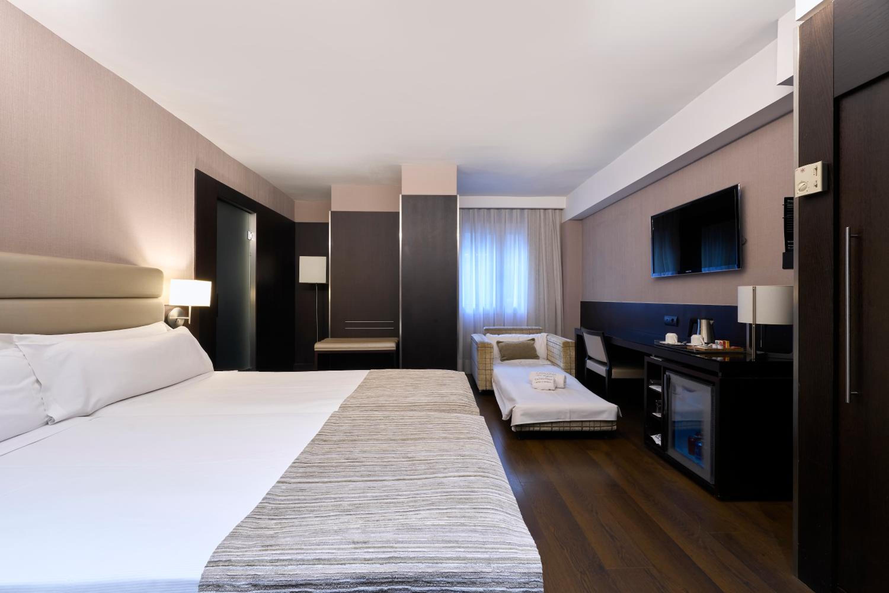 Triple Room photo 2