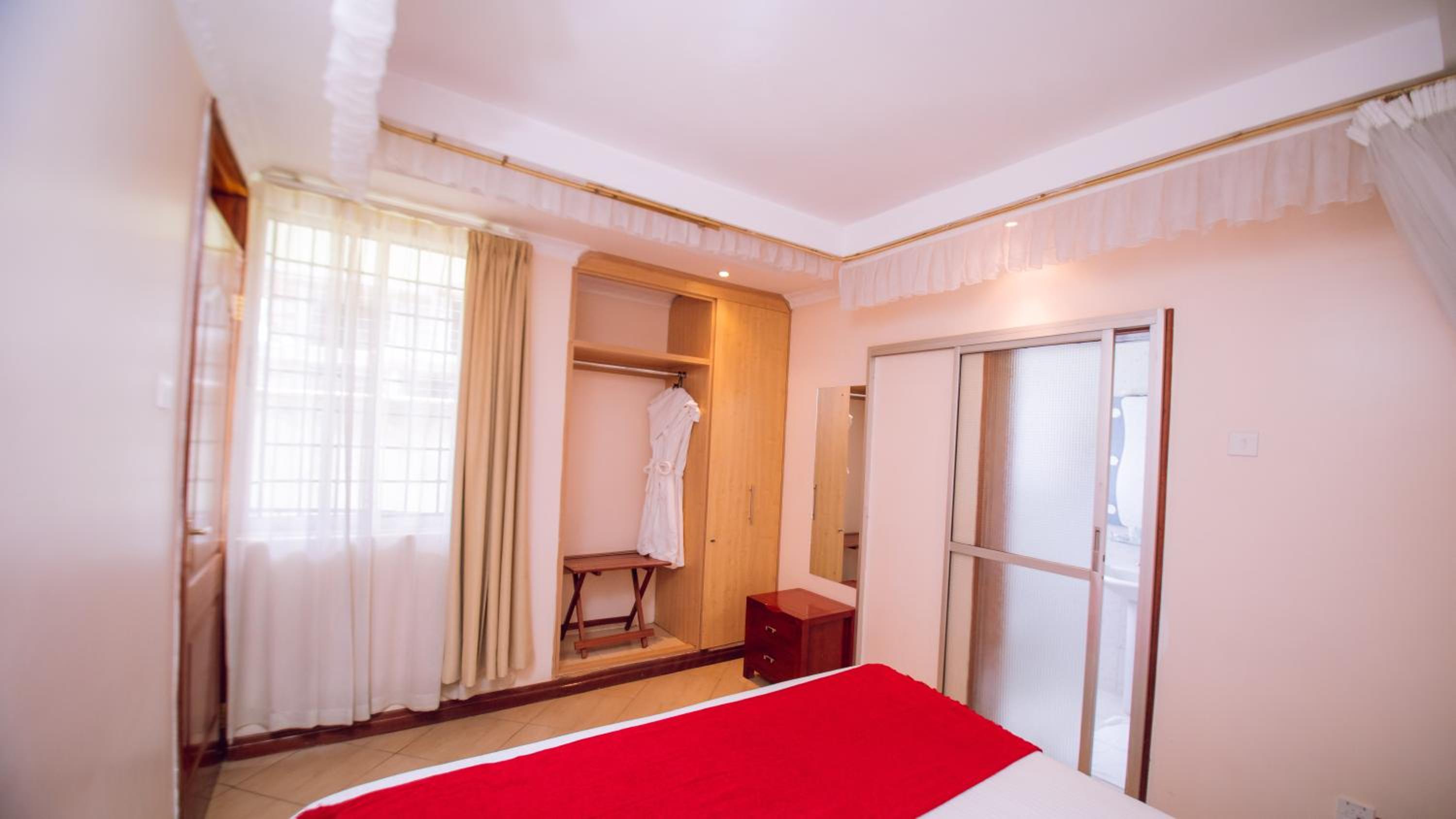 Standard Suite