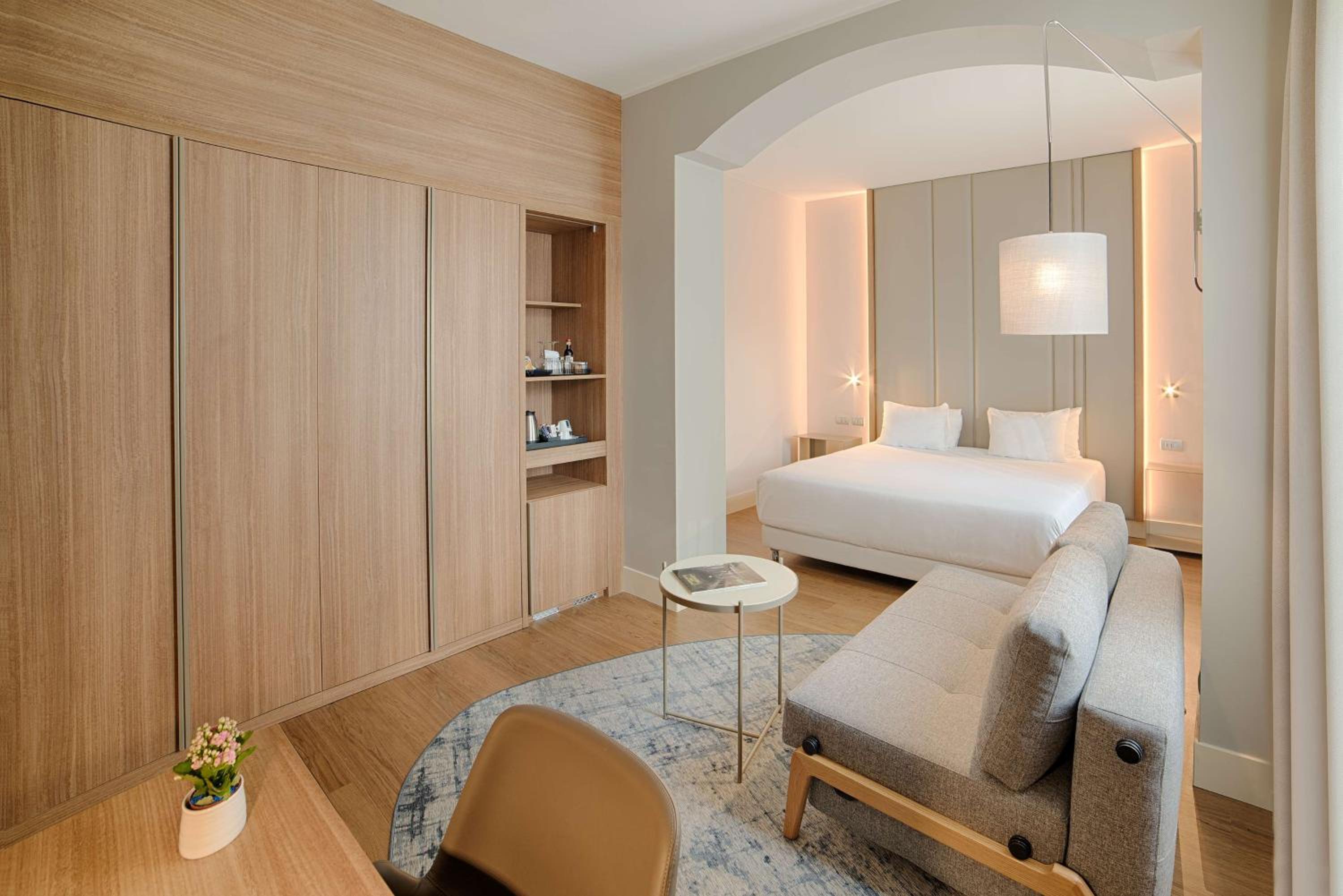 Premium Room - Photo 10