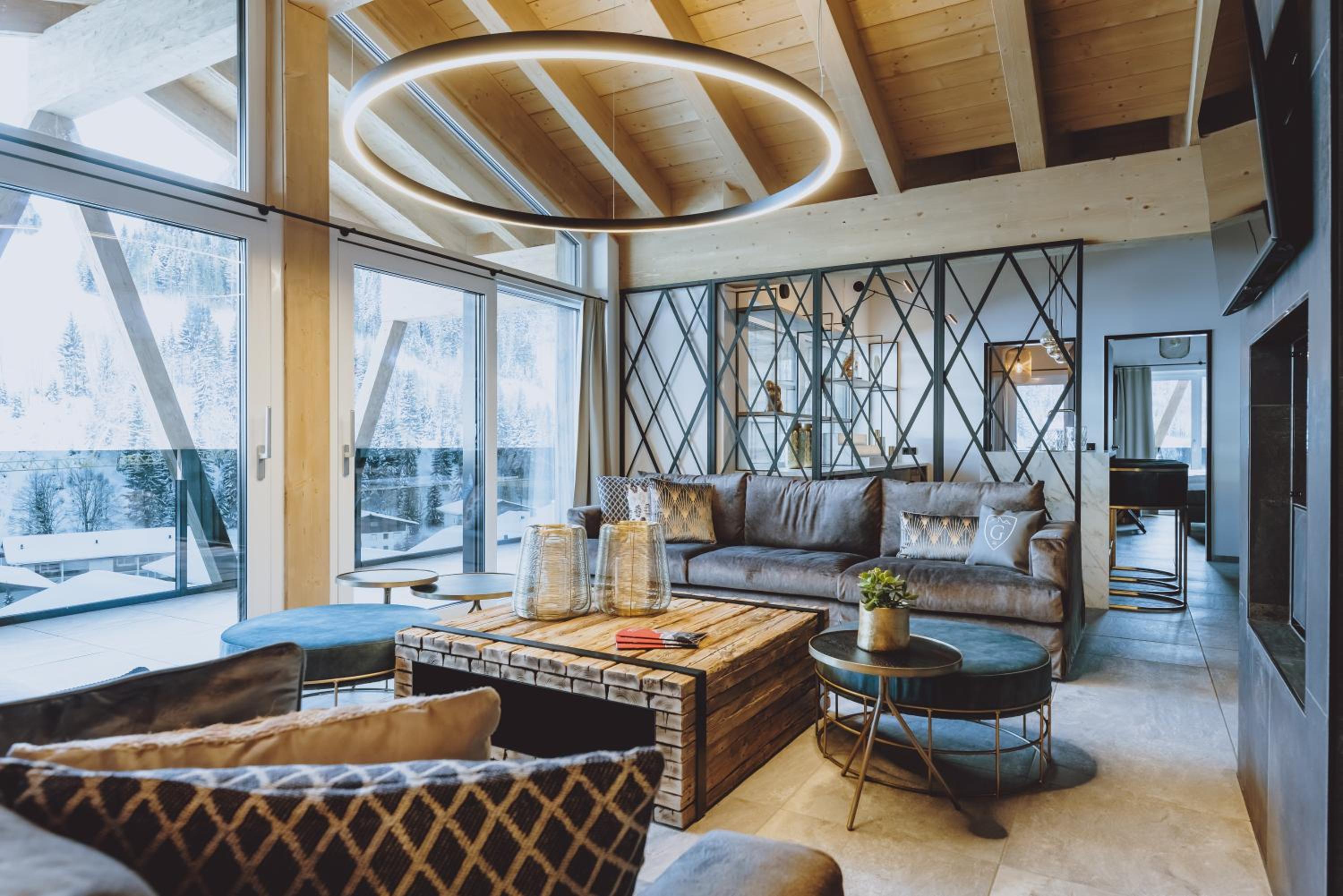 Deluxe Penthouse with Private Sauna and 2 bedrooms - Photo 1