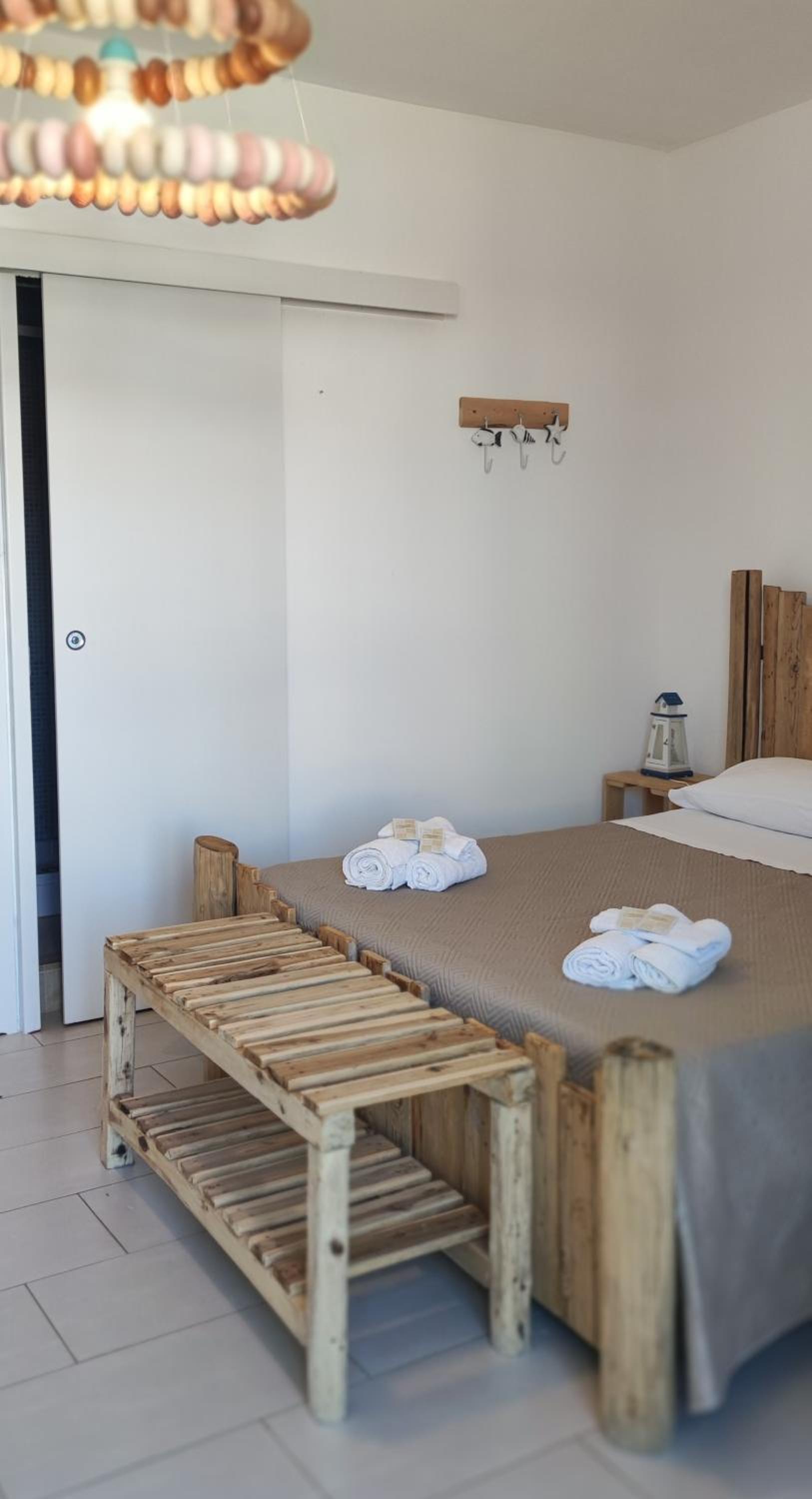 Triple Room with Balcony - Photo 31