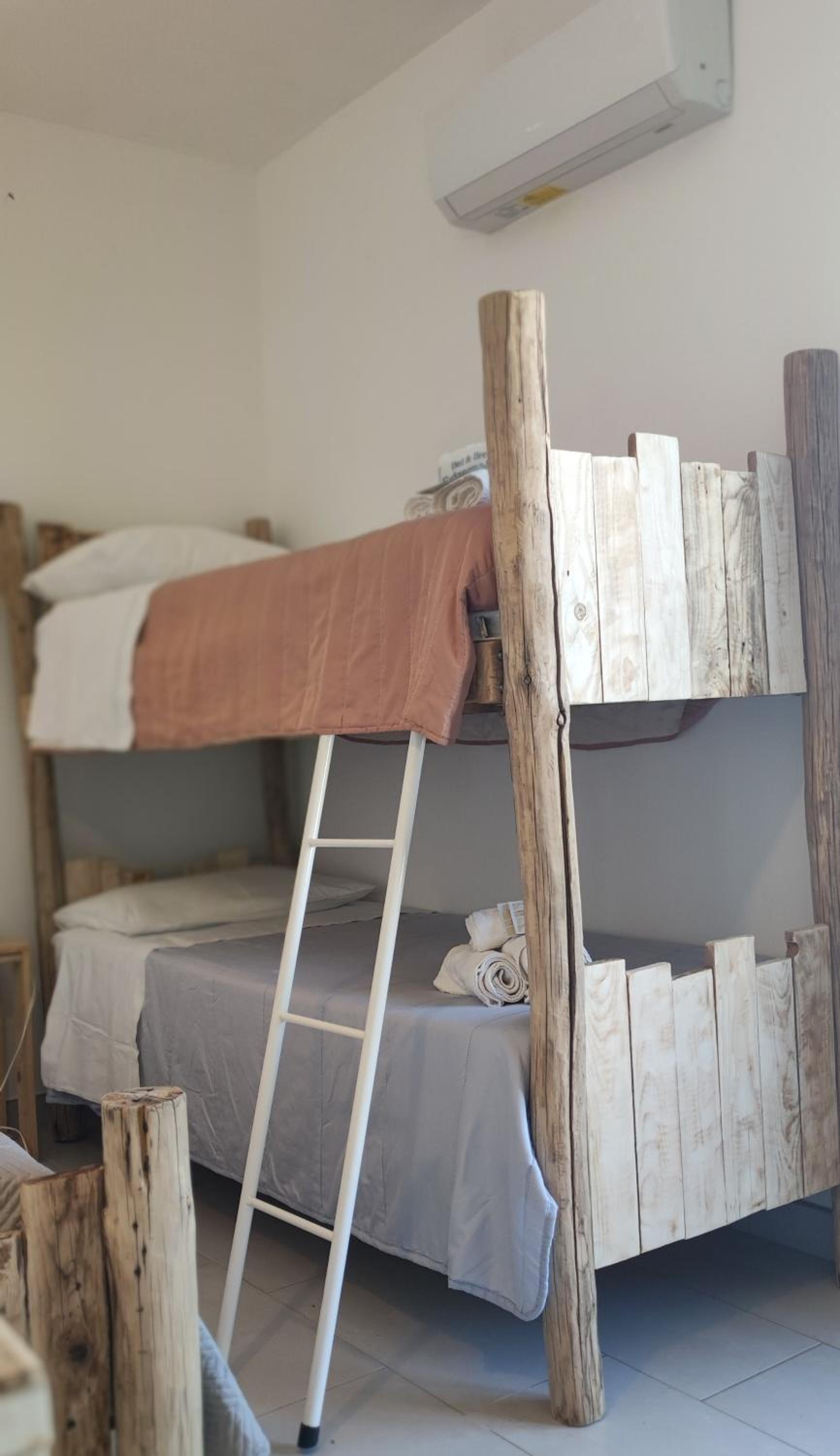 Triple Room with Balcony - Photo 33