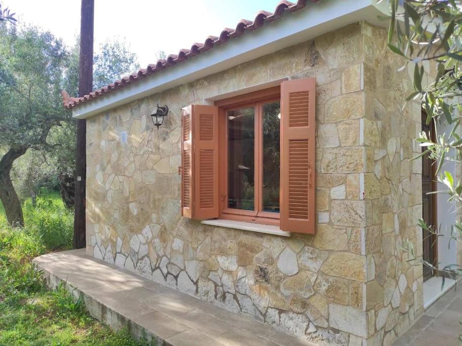 One-Bedroom House photo 2