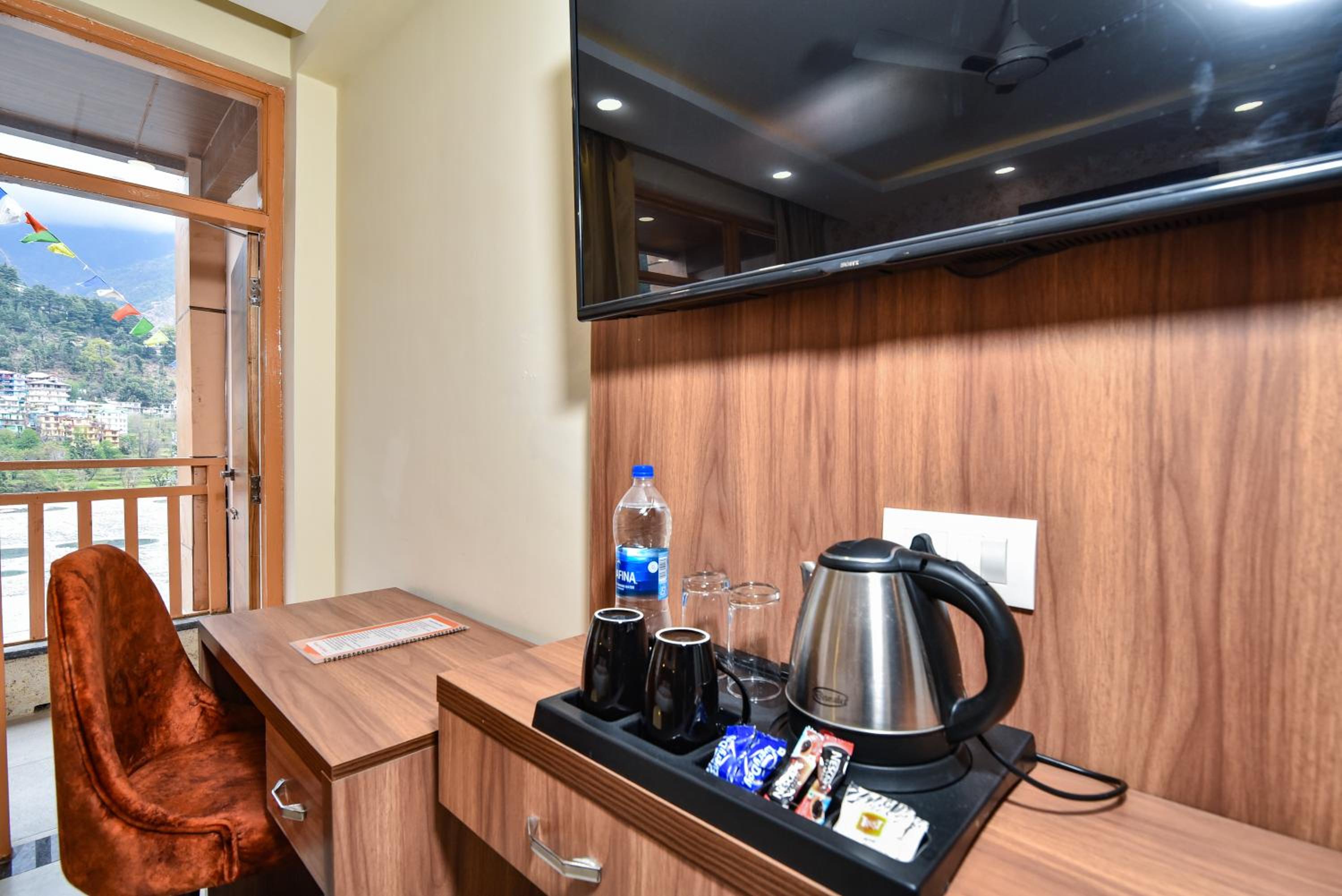 Double Room With Balcony photo 3