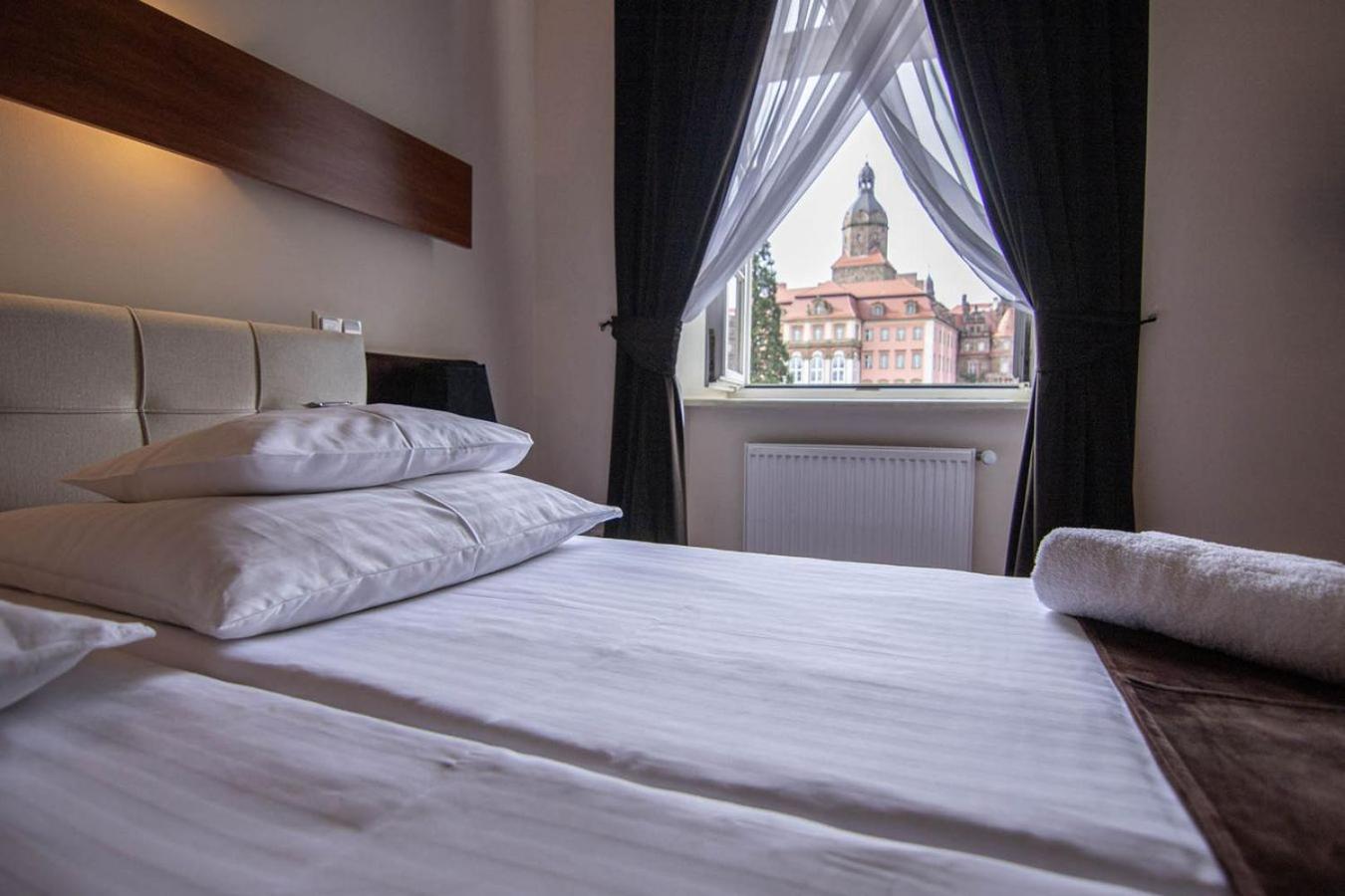 Double or Twin Room - Photo 31