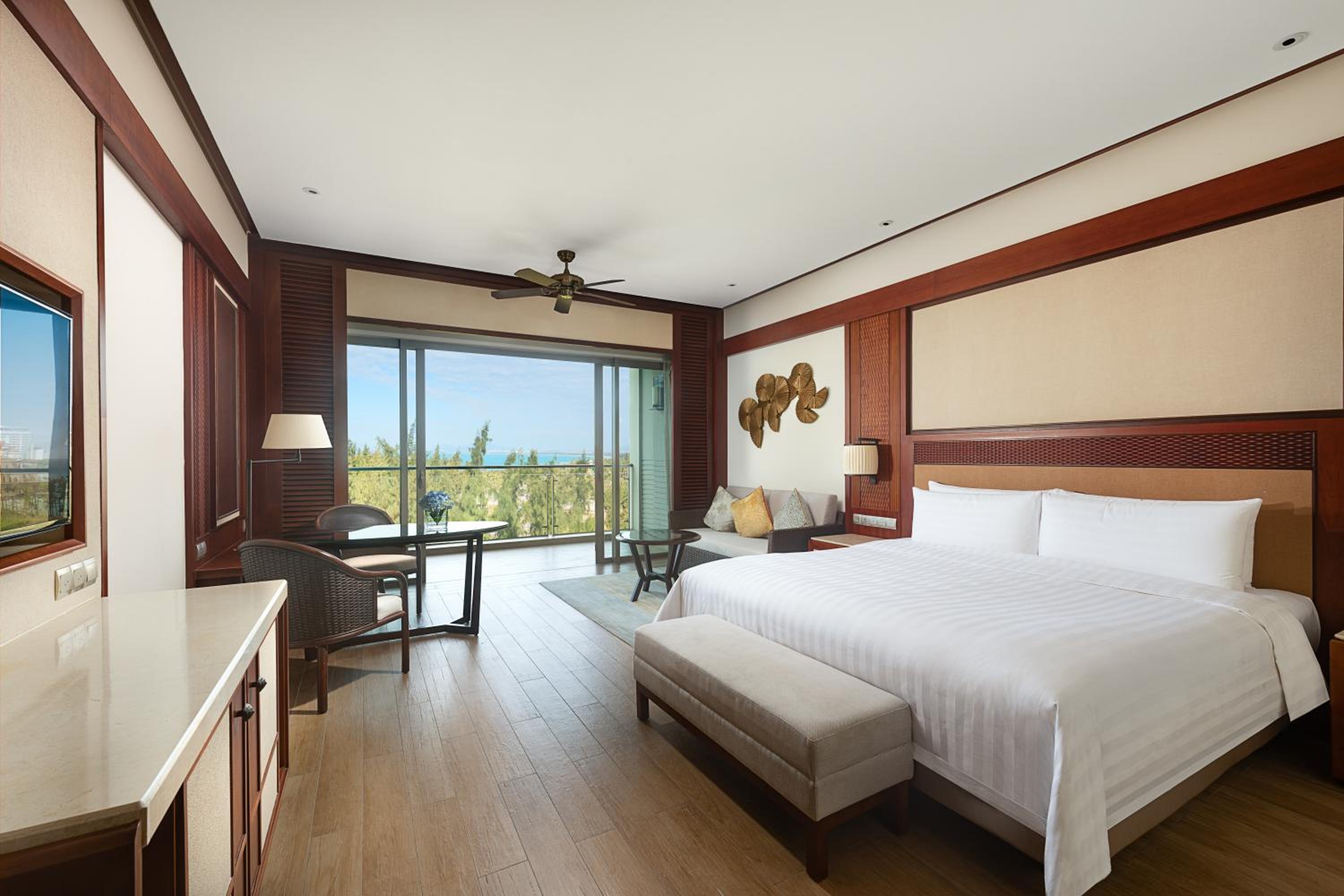 Horizon Club King photo 2