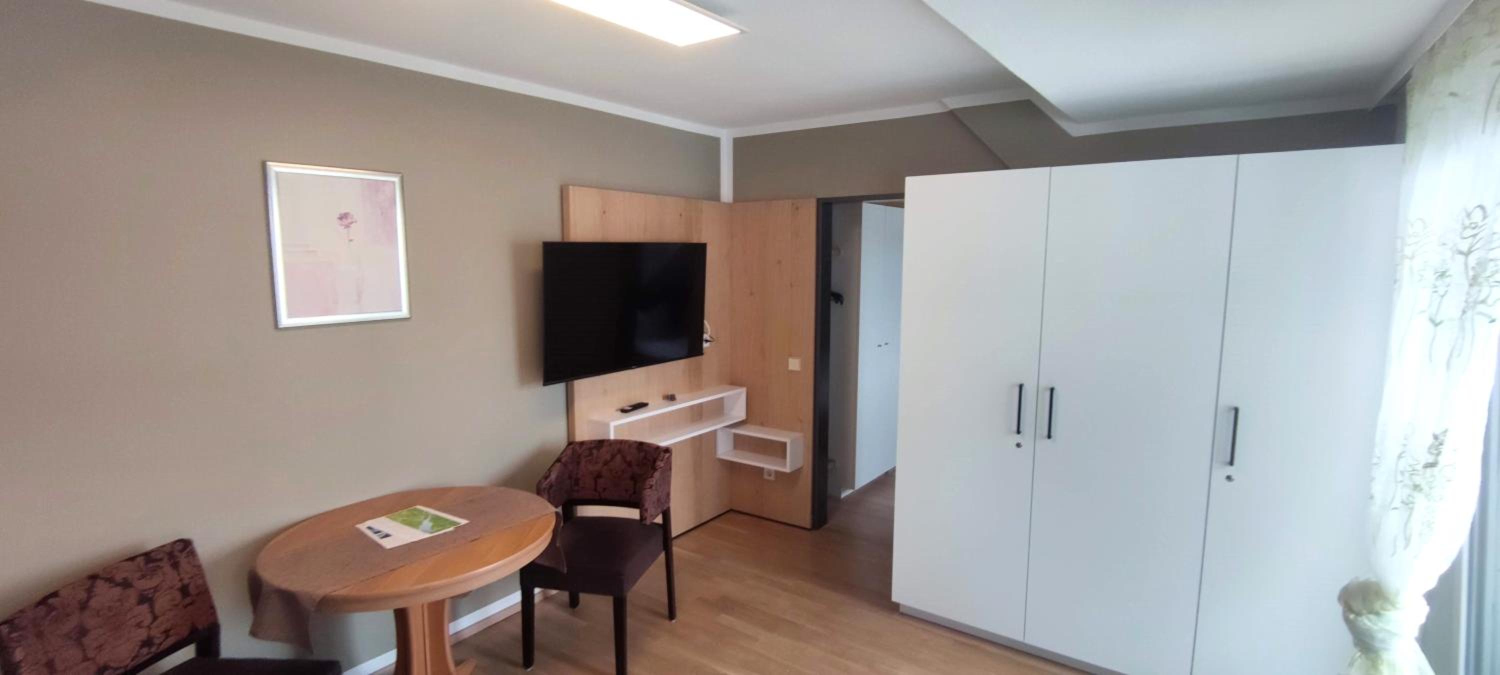 Suite with Balcony photo 1
