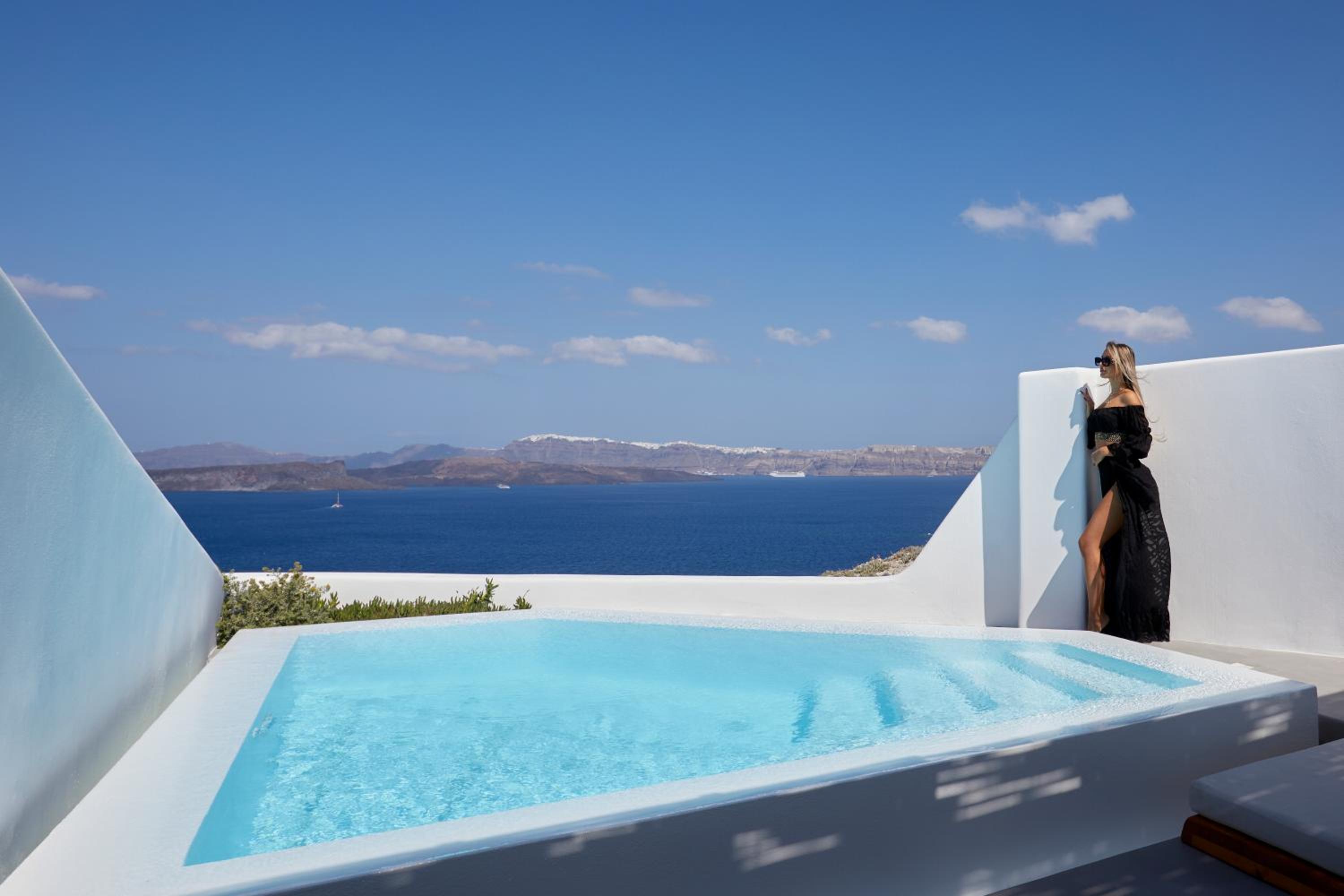 The Diamond Suite with Diamond Infinity Heated Private Pool - Photo 5
