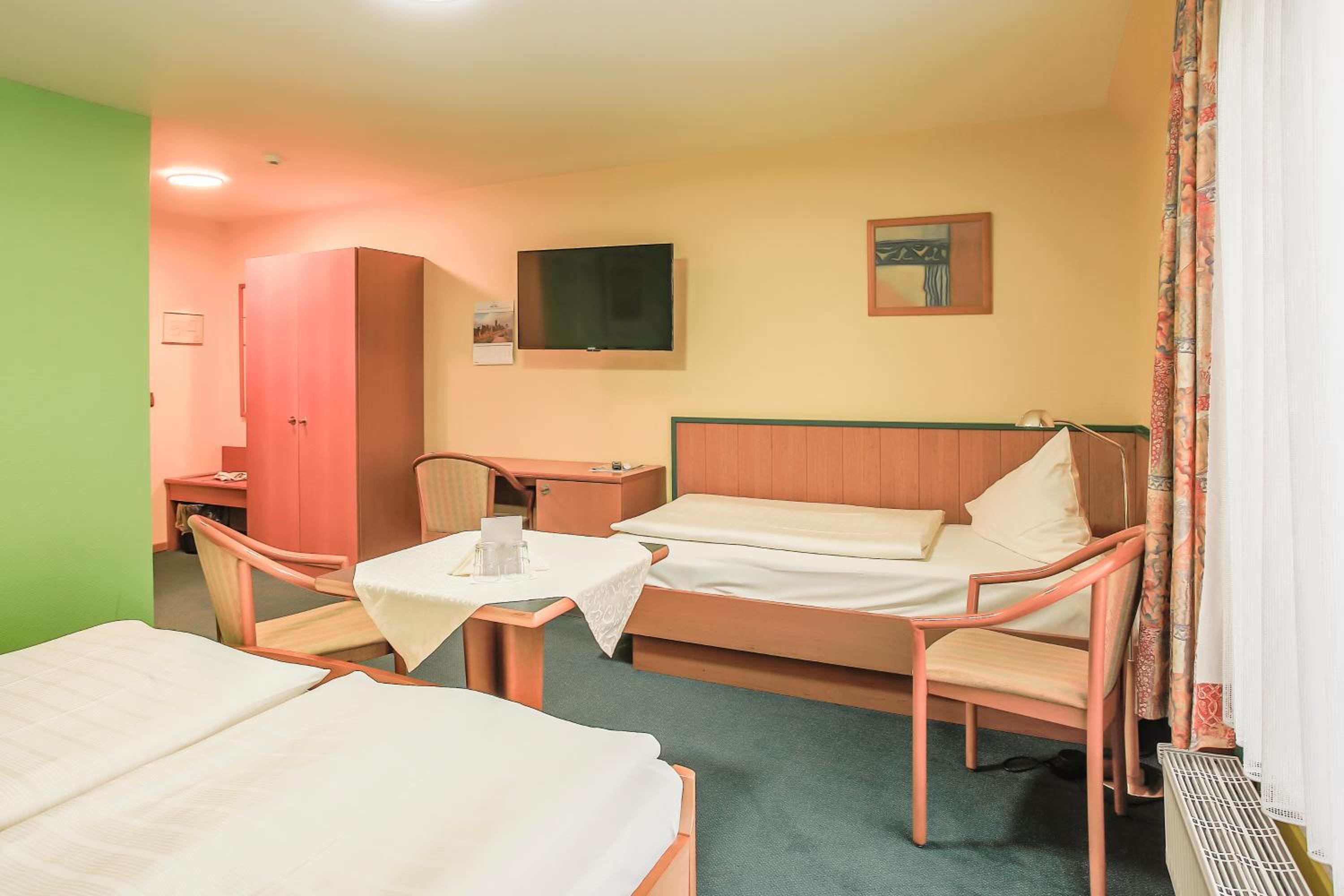 Classic Triple Room