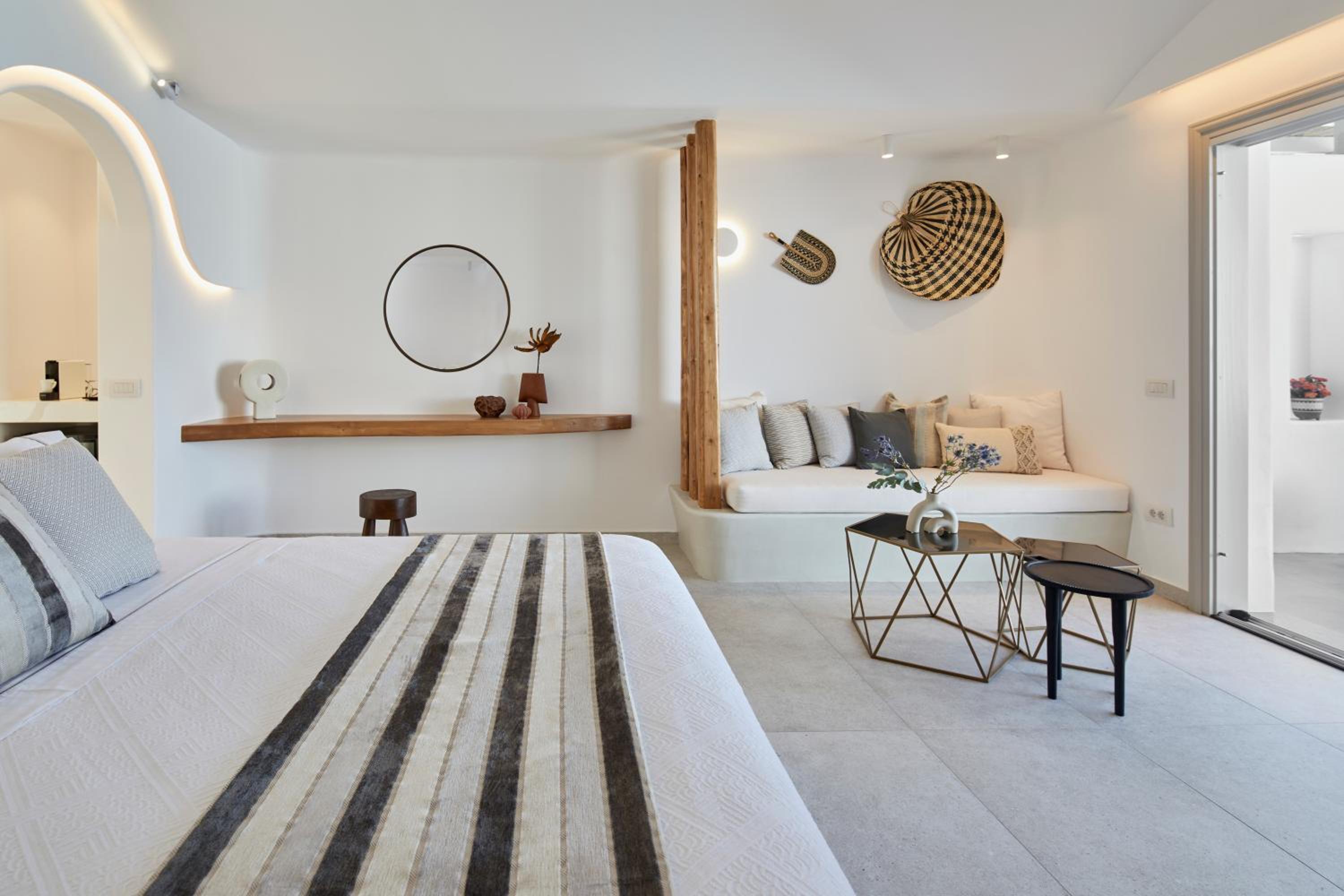 The Diamond Suite with Diamond Infinity Heated Private Pool - Photo 2
