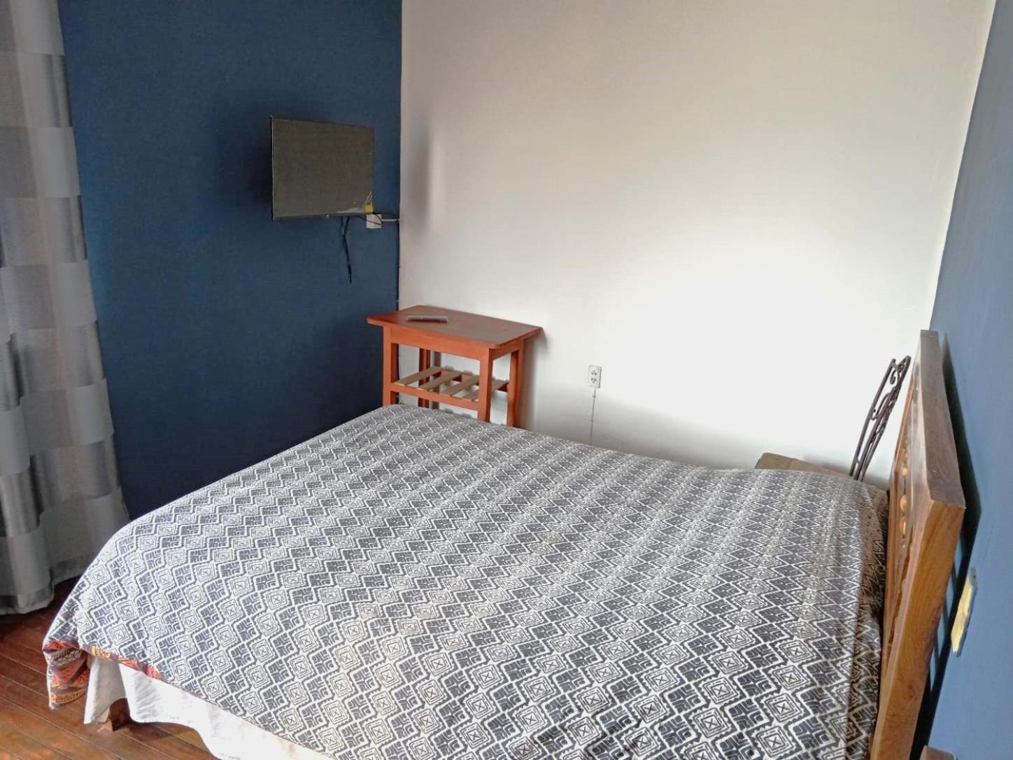 Double Room with Shared Bathroom photo 1