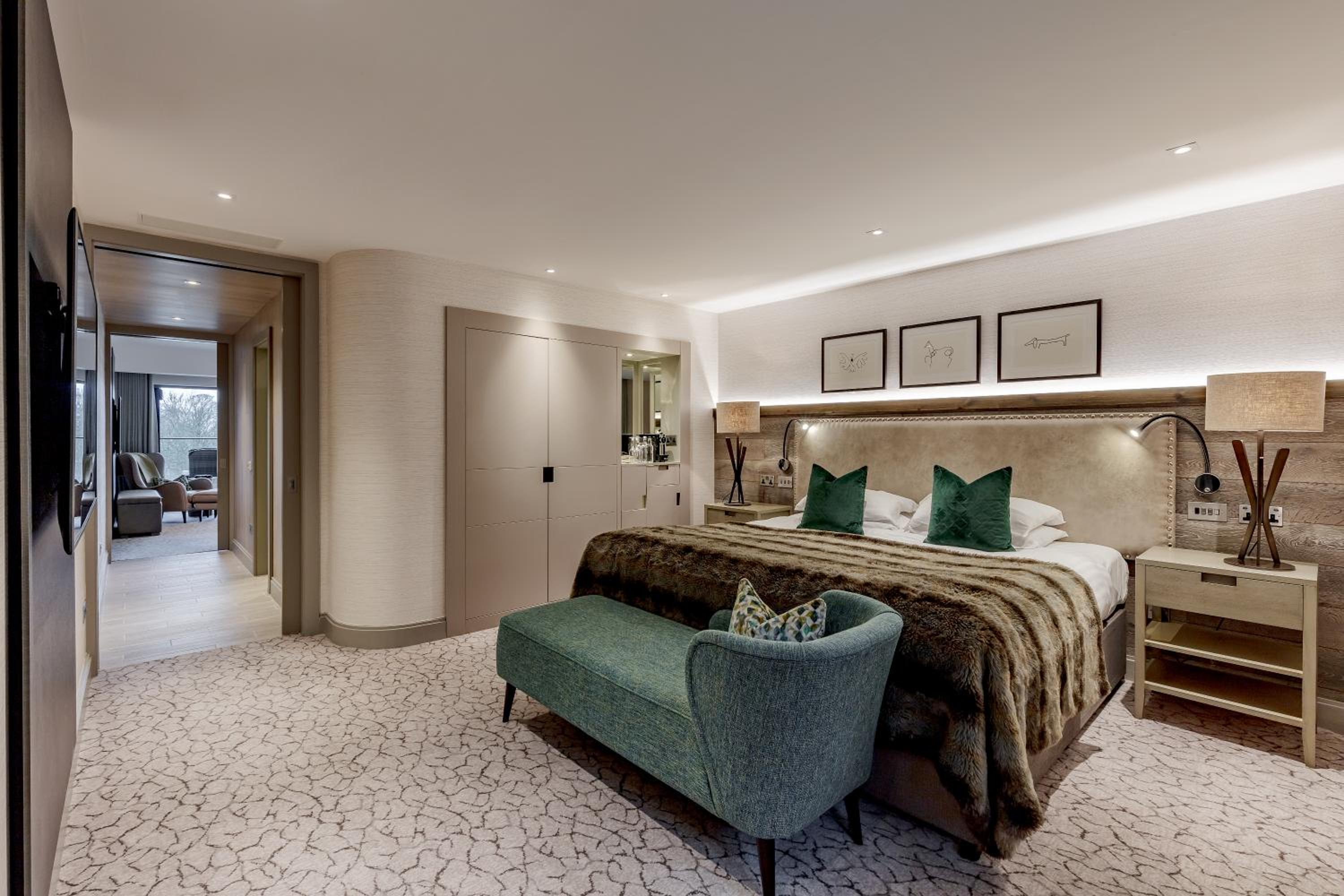 Executive Suite photo 3