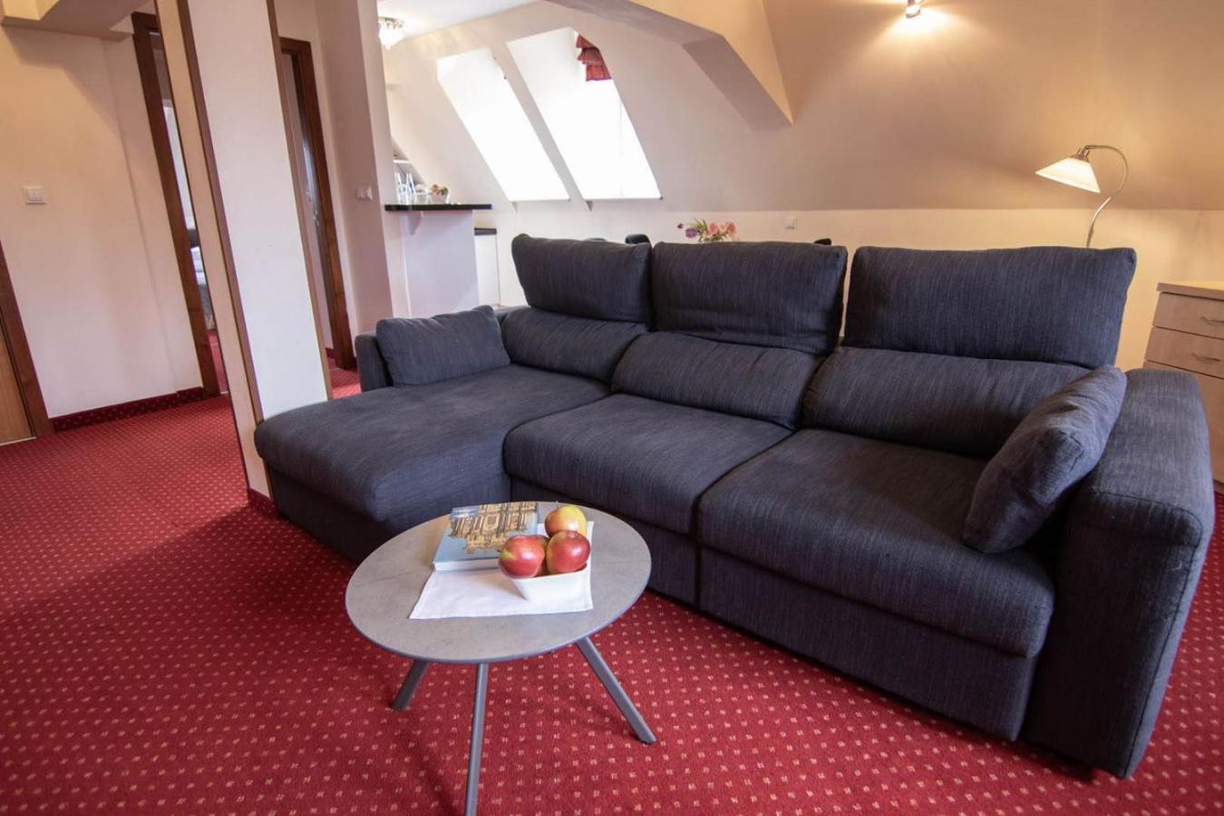 Suite - Photo 5