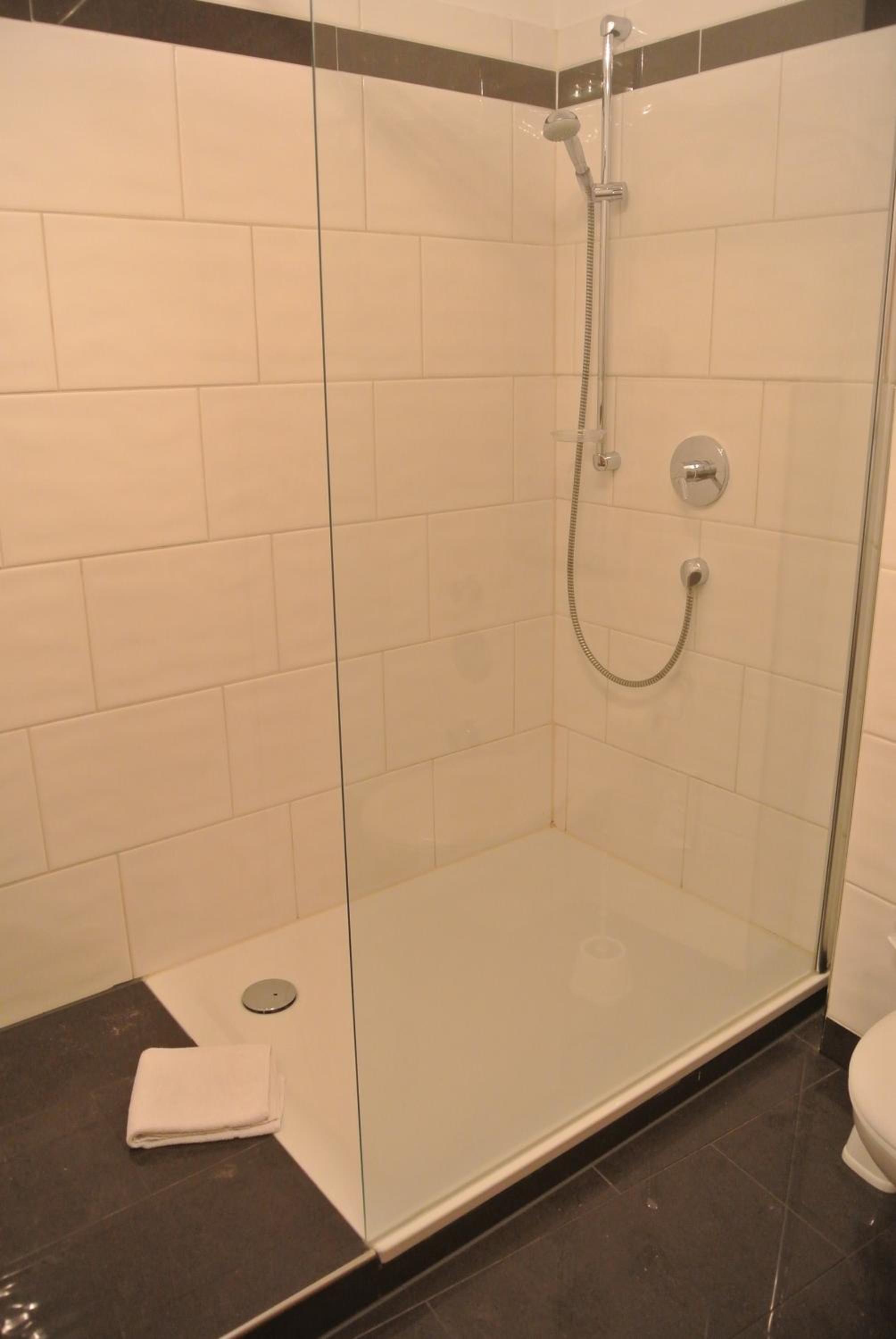 Two-Bedroom Apartment photo 2