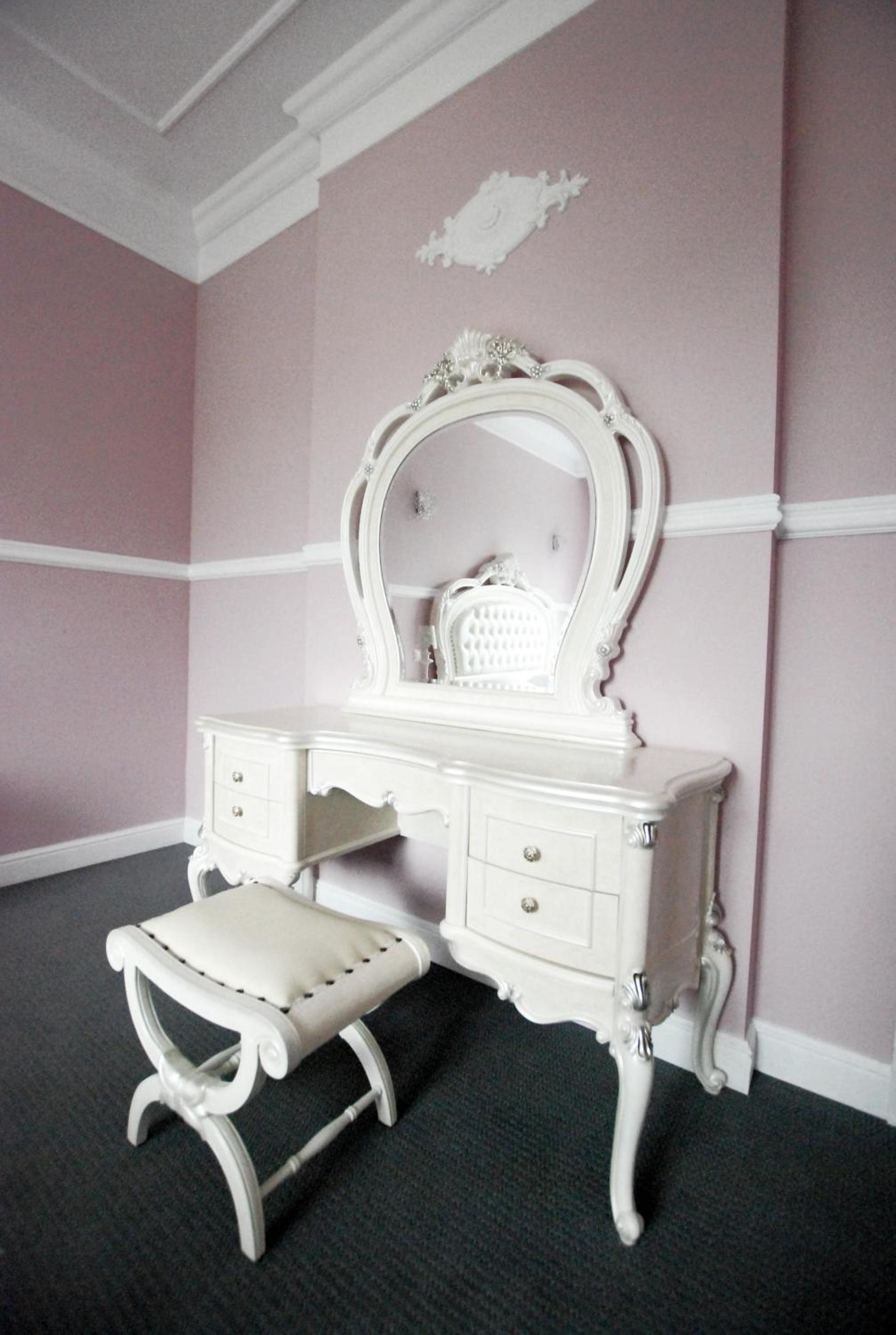 Large Double Room photo 3