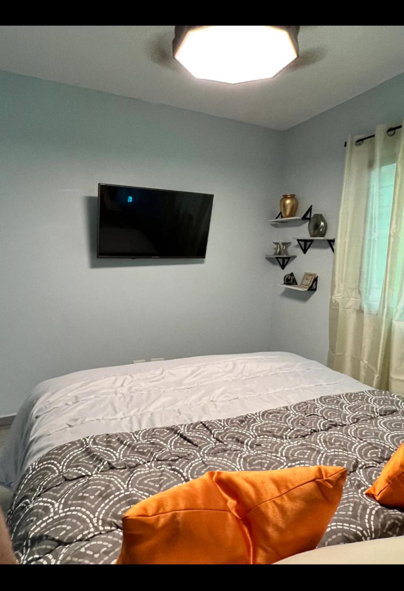 Two-Bedroom Apartment photo 2