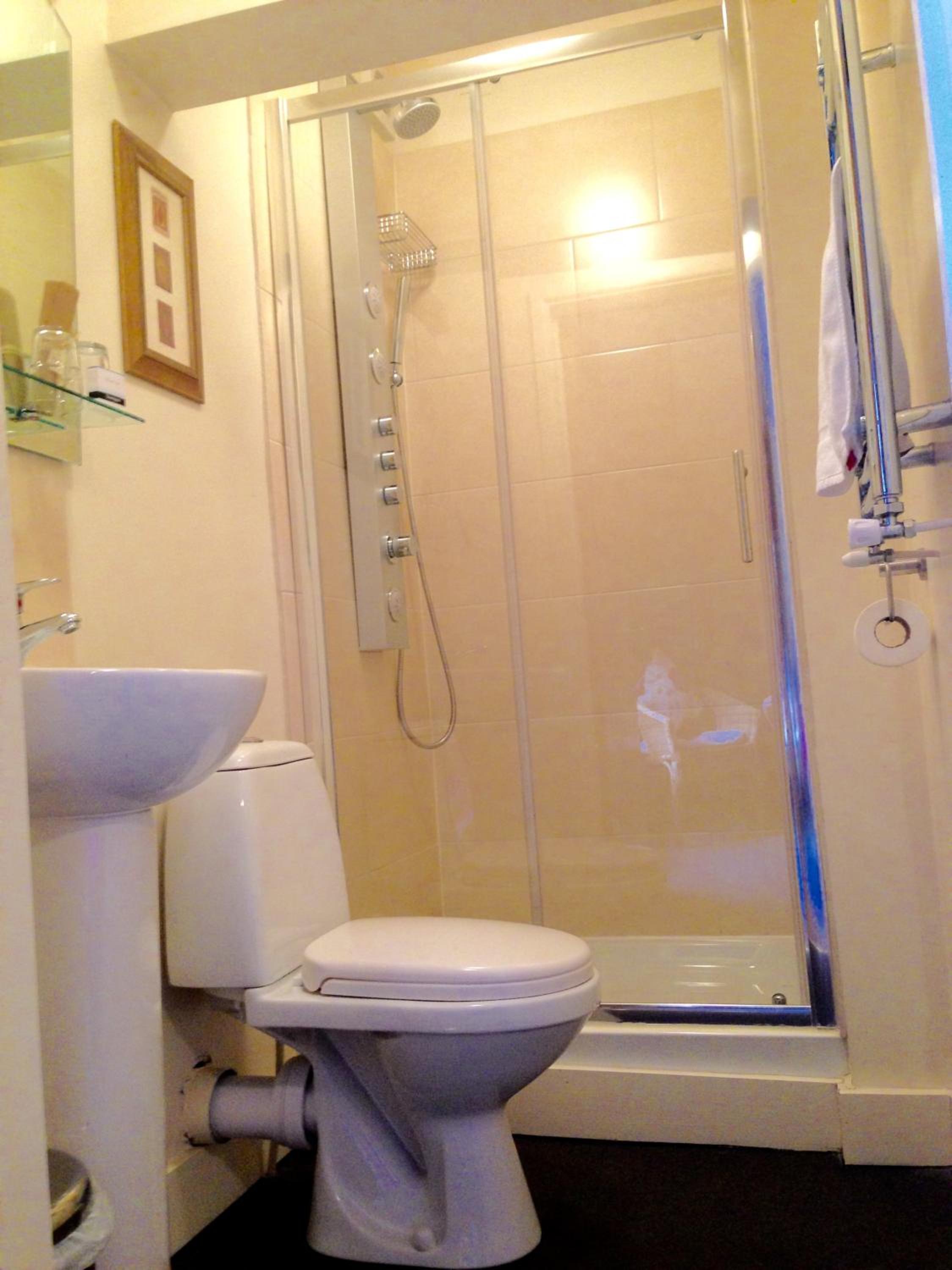 Double Room - Photo 33