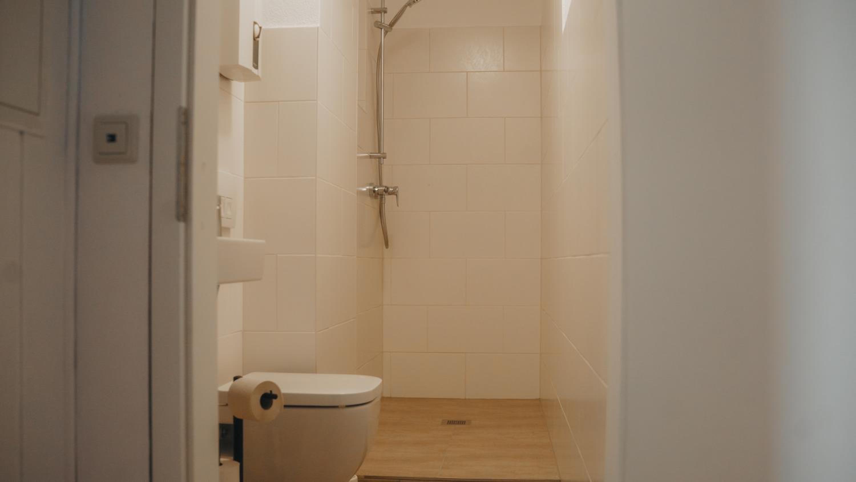 Apartment photo 2