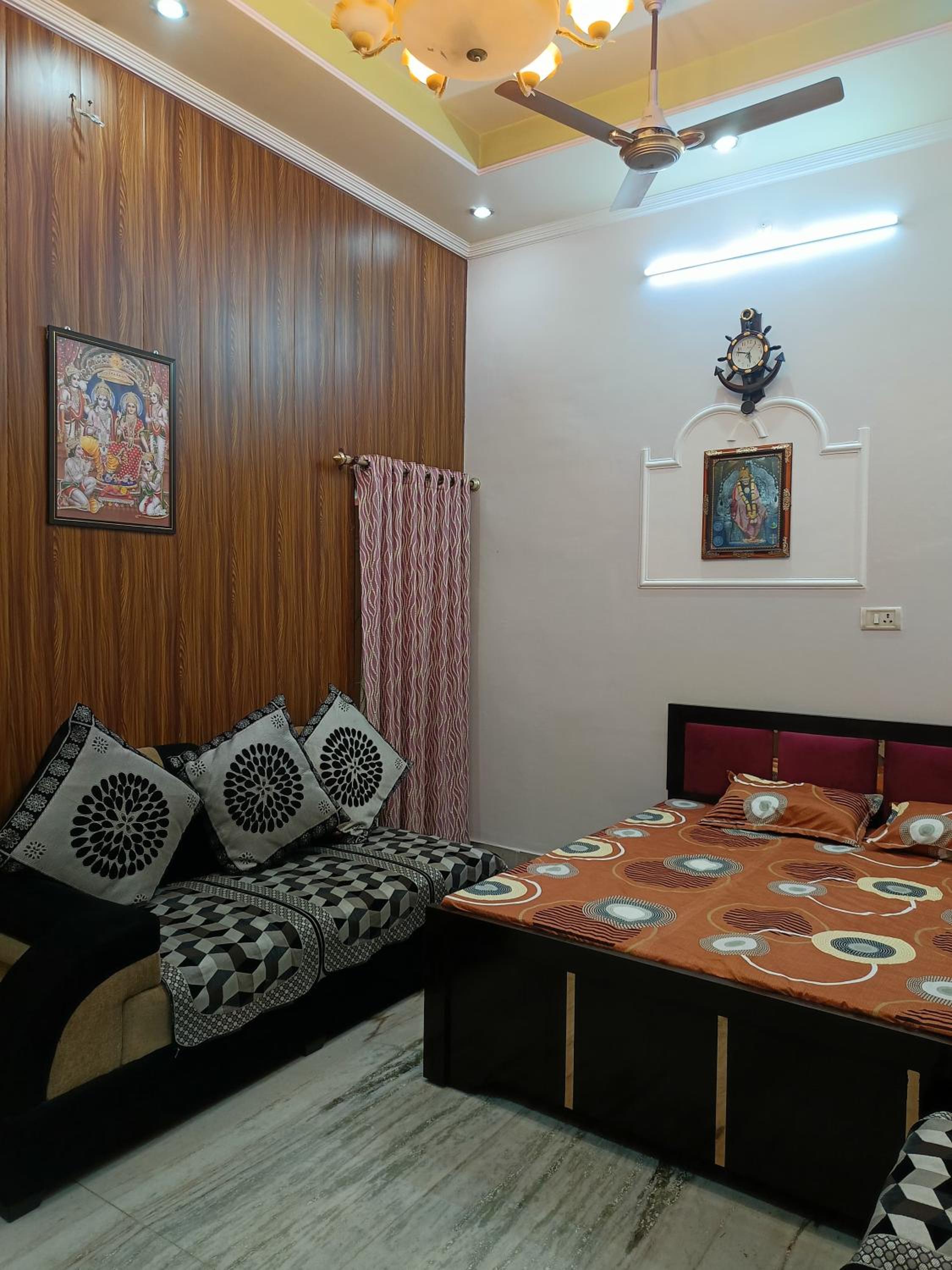 Deluxe Family Room photo 1