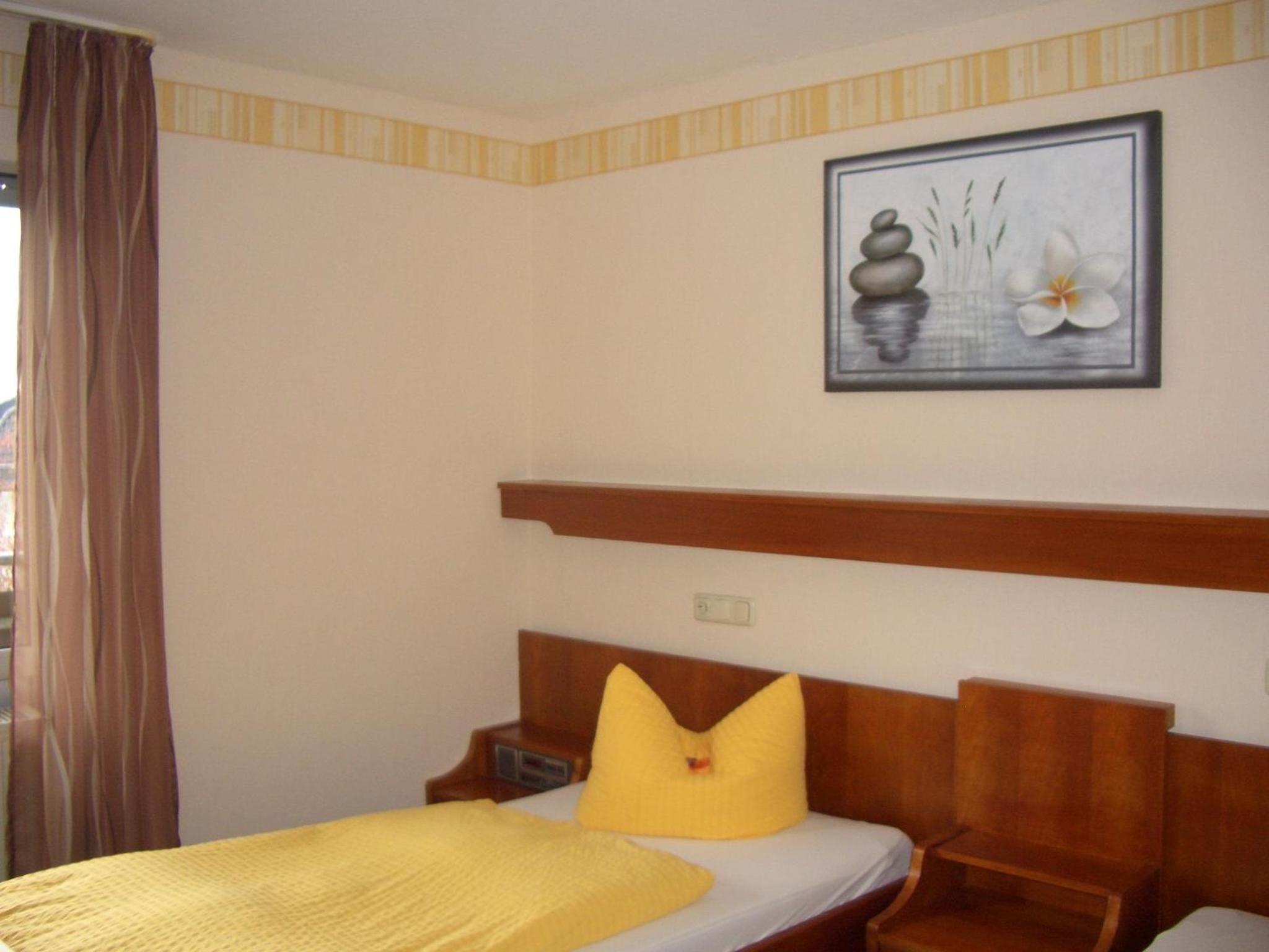 Double Room - Photo 5