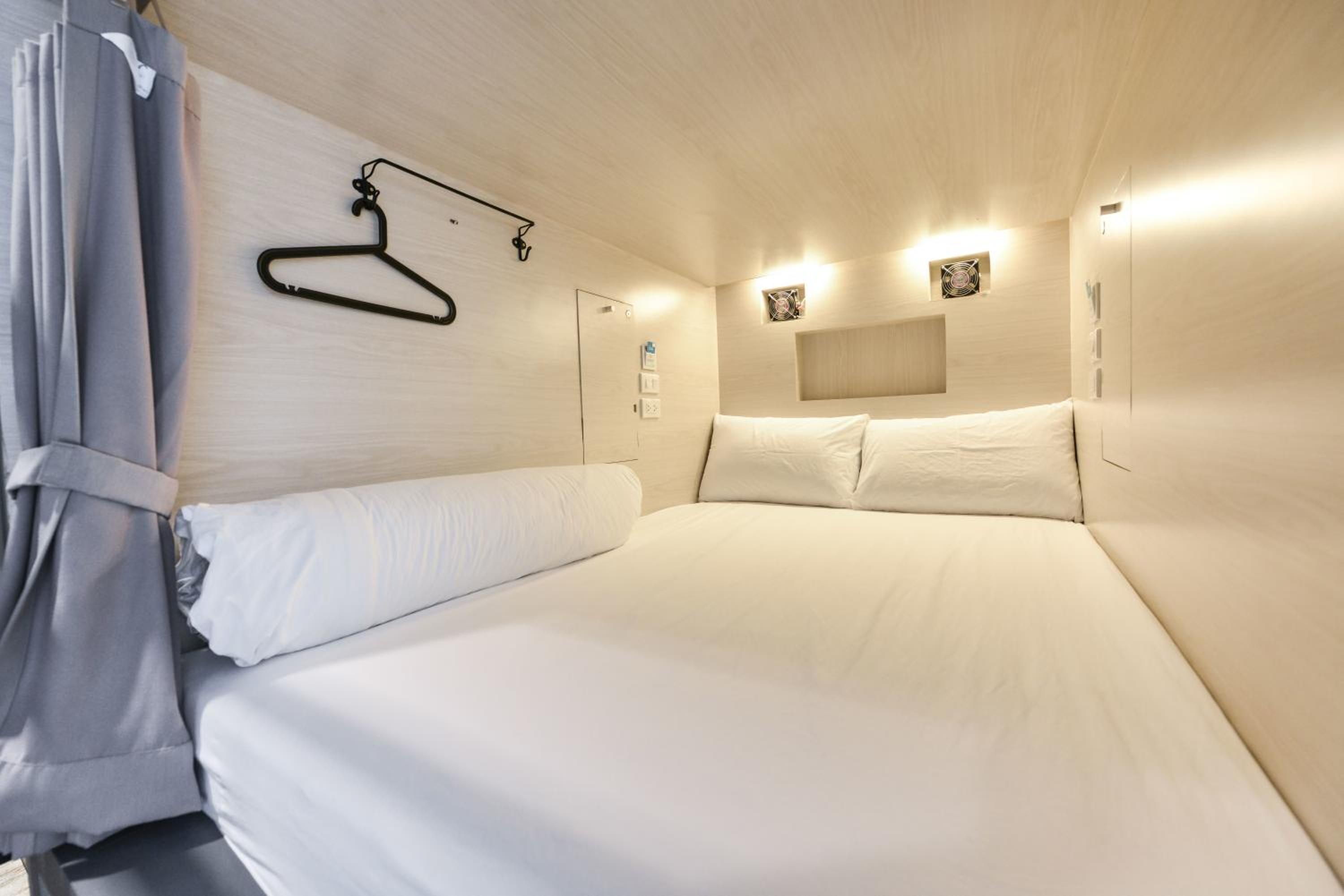 Double Bed Cube in Mixed Dormitory  photo 1
