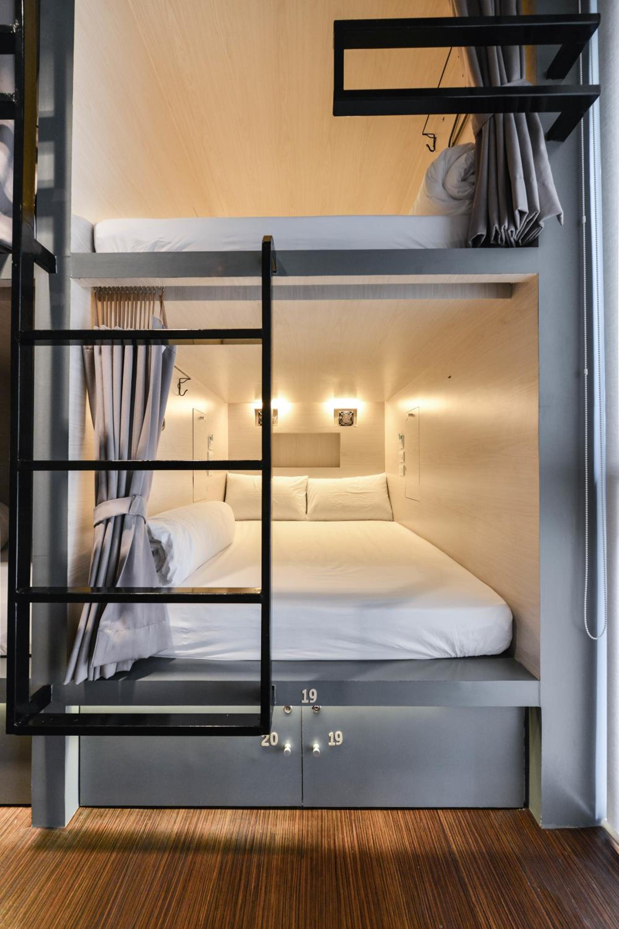 Double Bed Cube in Mixed Dormitory  photo 3