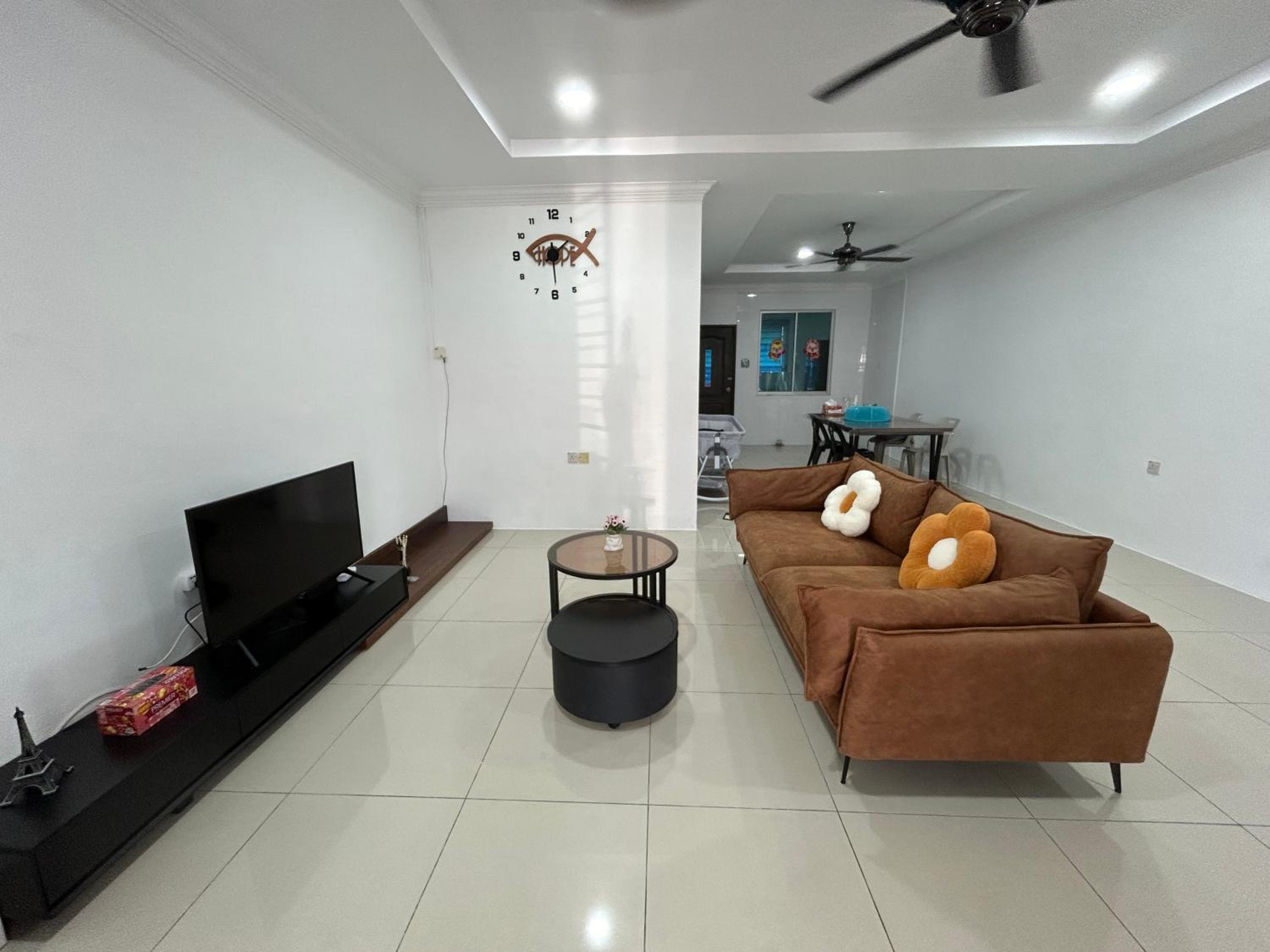 Three-Bedroom Villa photo 1