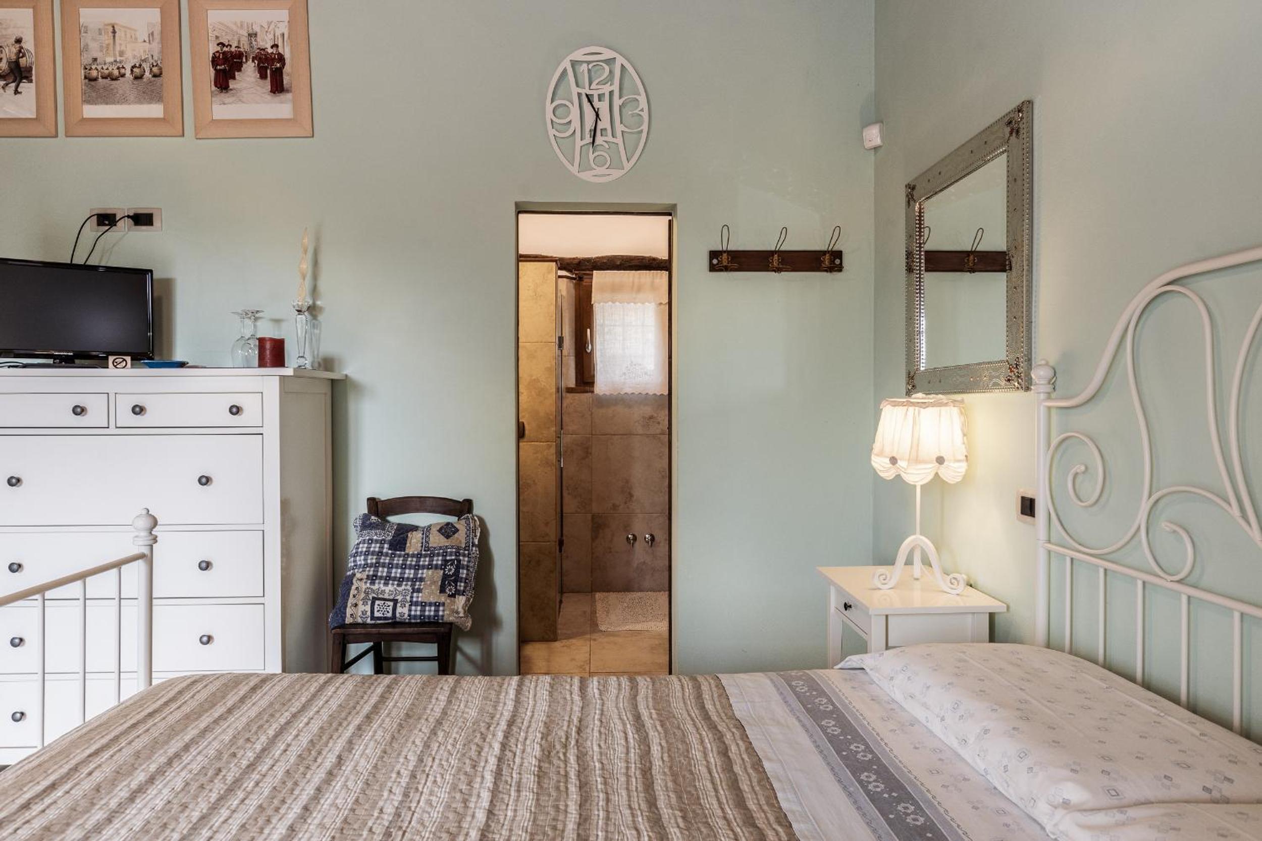 Double Room - Photo 1