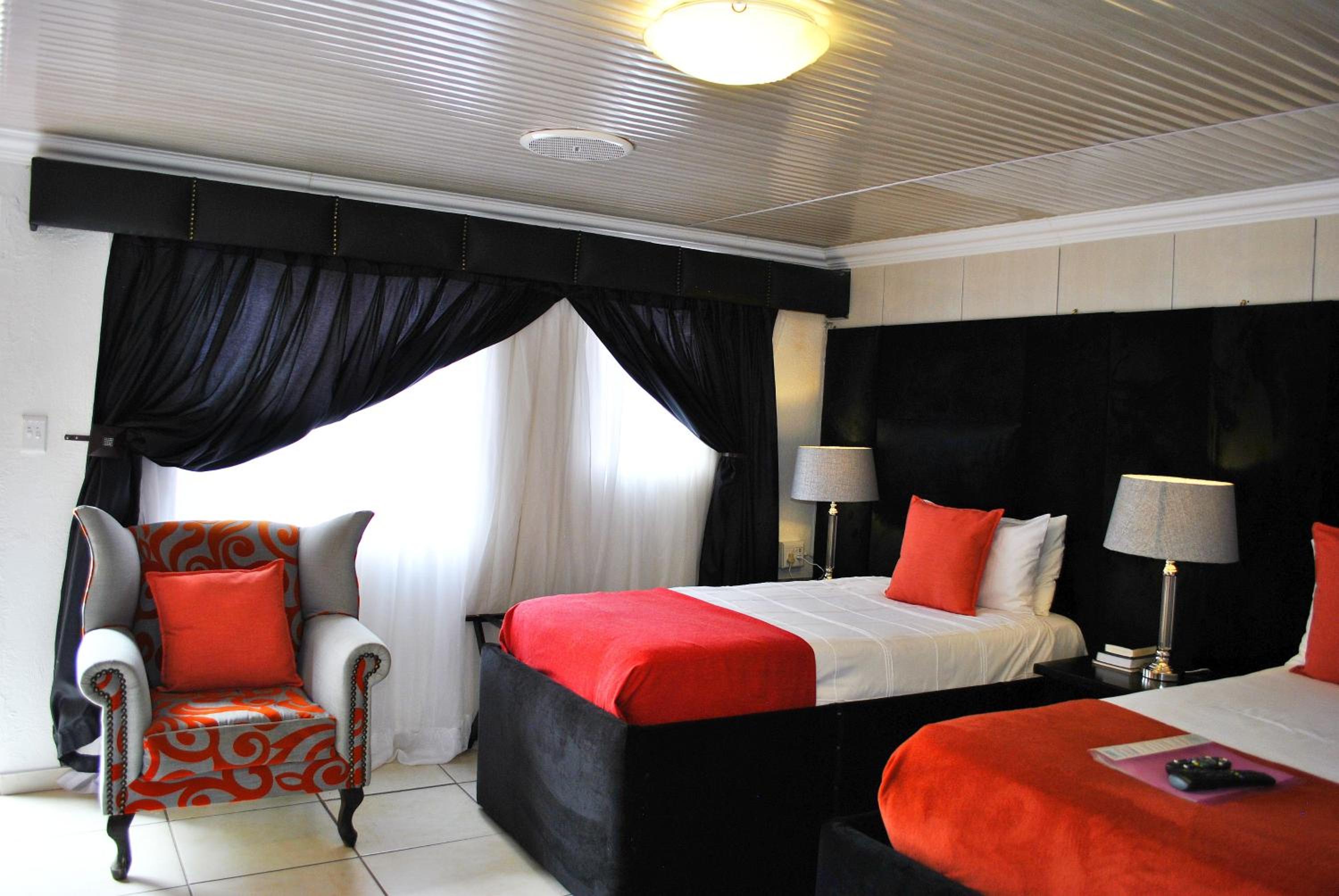 Deluxe Double Room photo 2